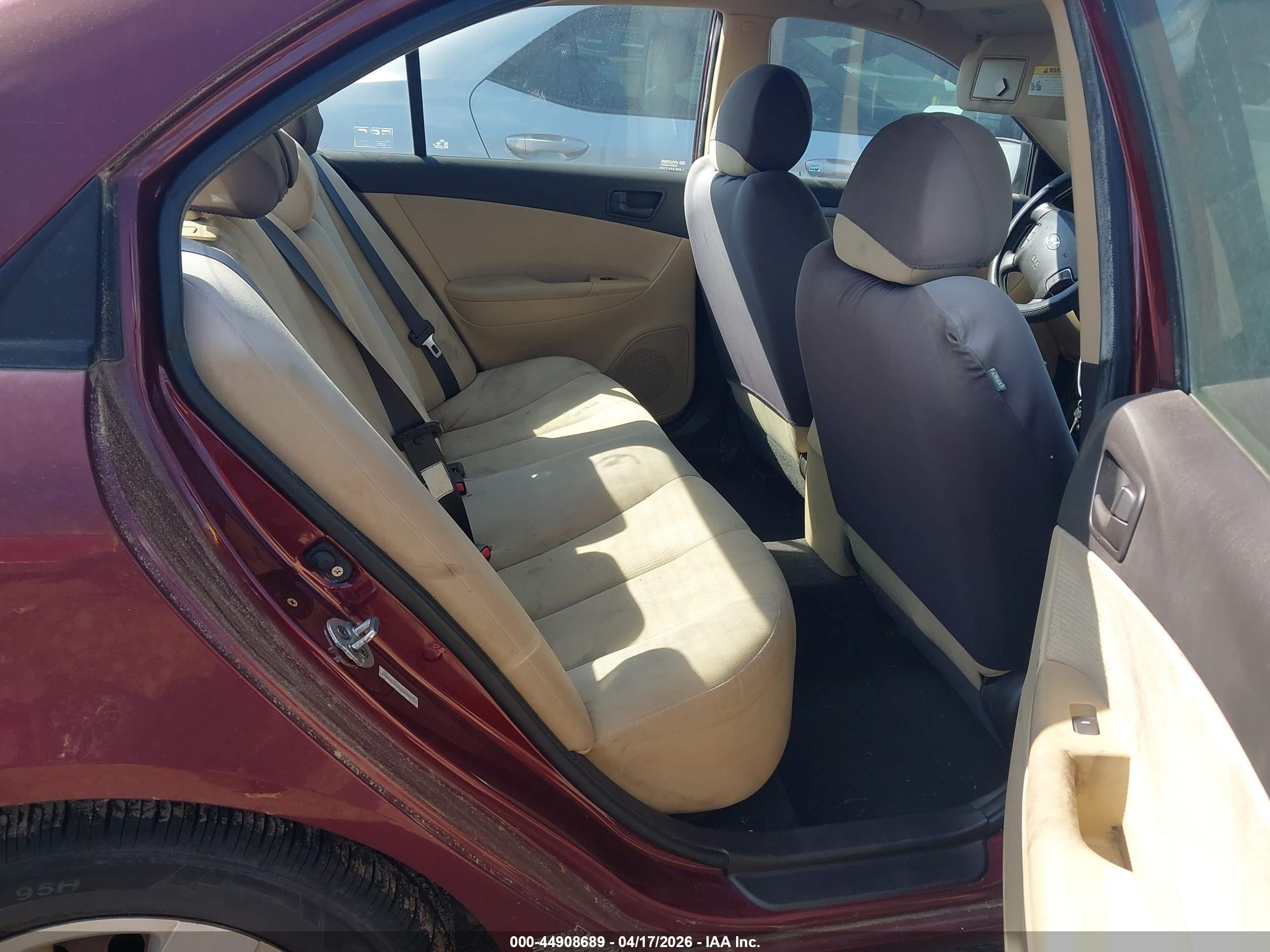 HYUNDAI SONATA image 8