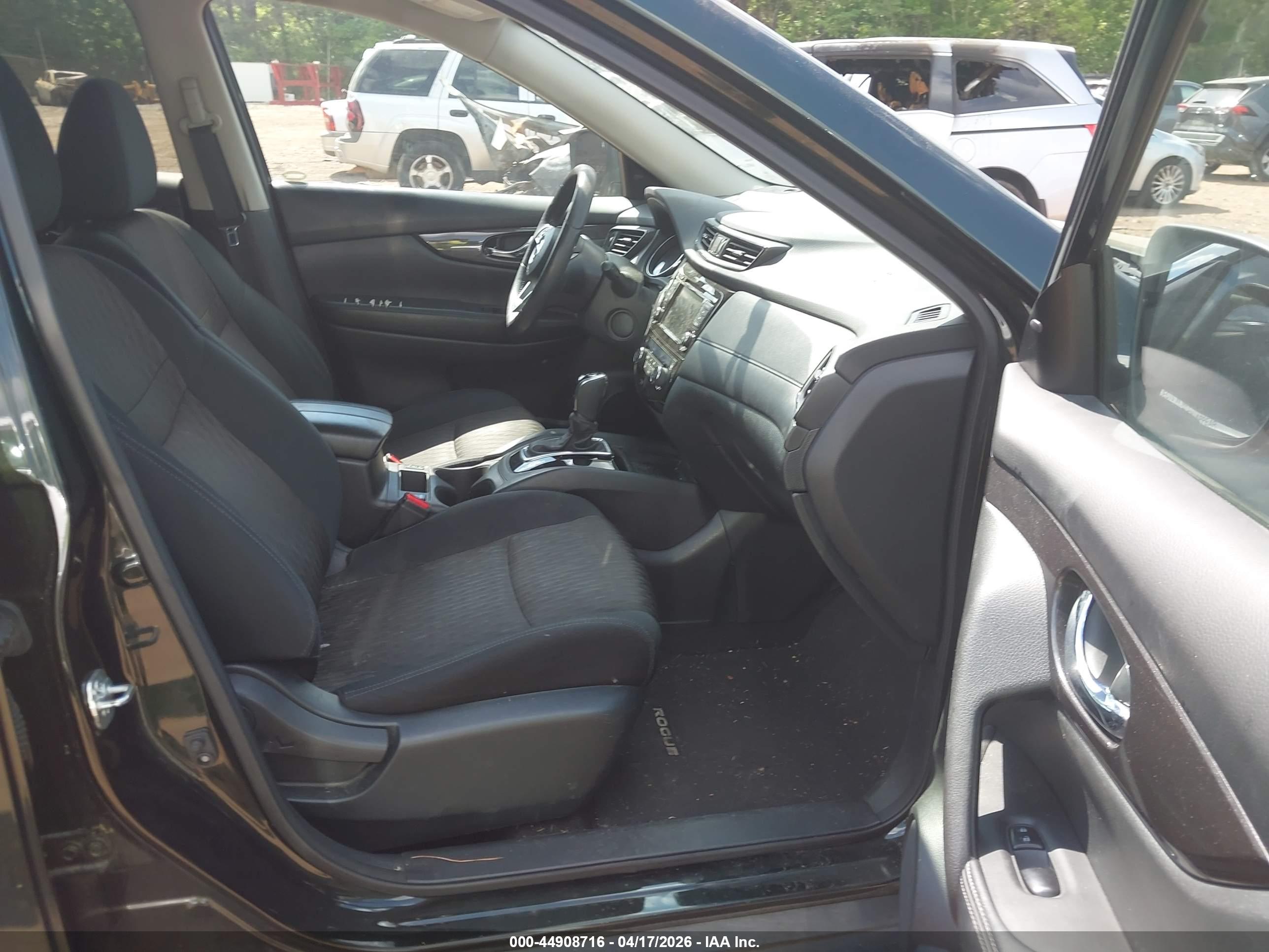 NISSAN ROGUE image 5