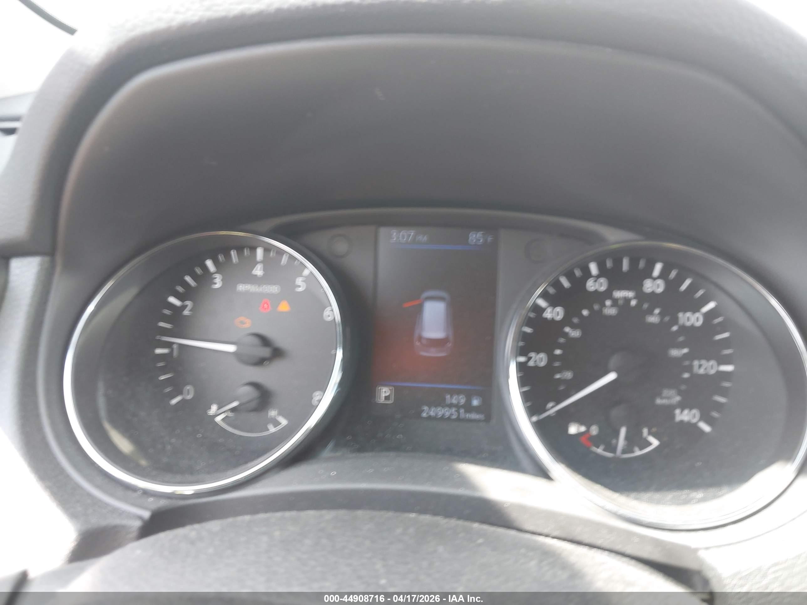 NISSAN ROGUE image 7