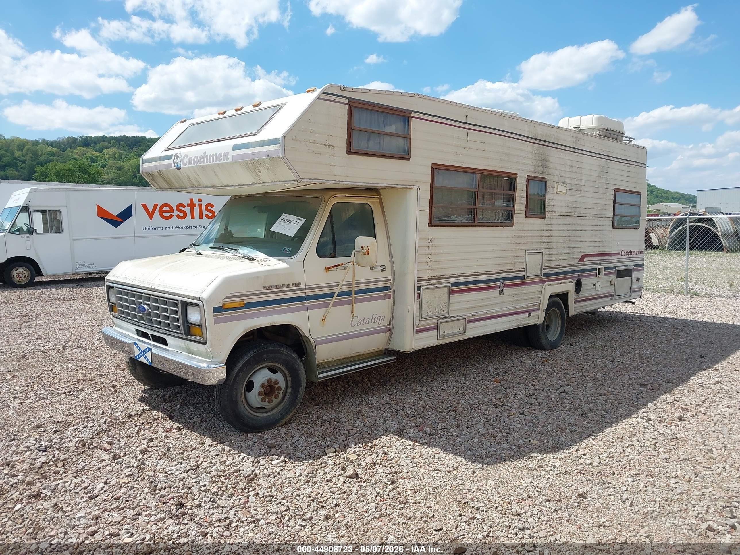 FORD ECONOLINE image 2