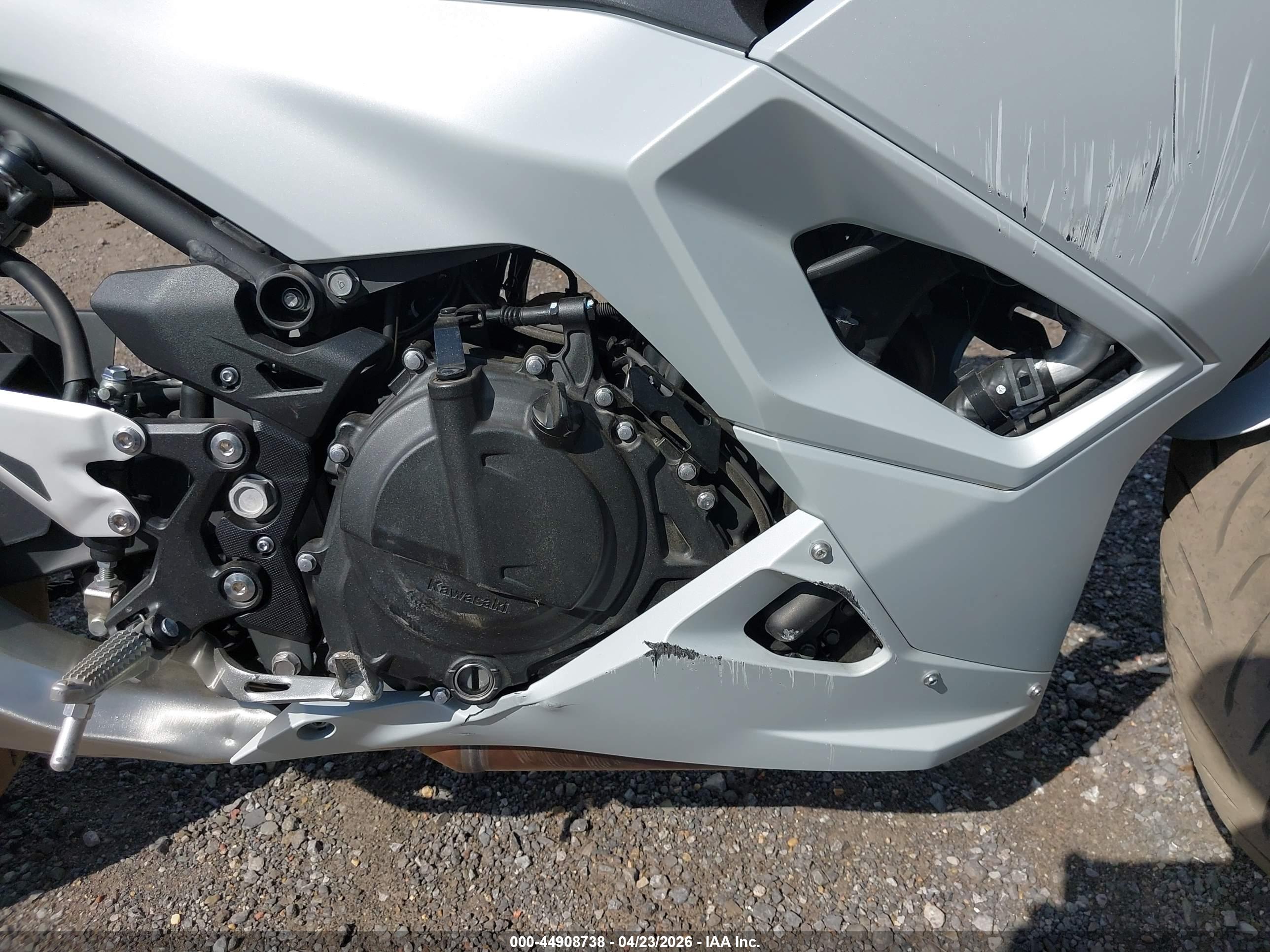 KAWASAKI EX500 image 8