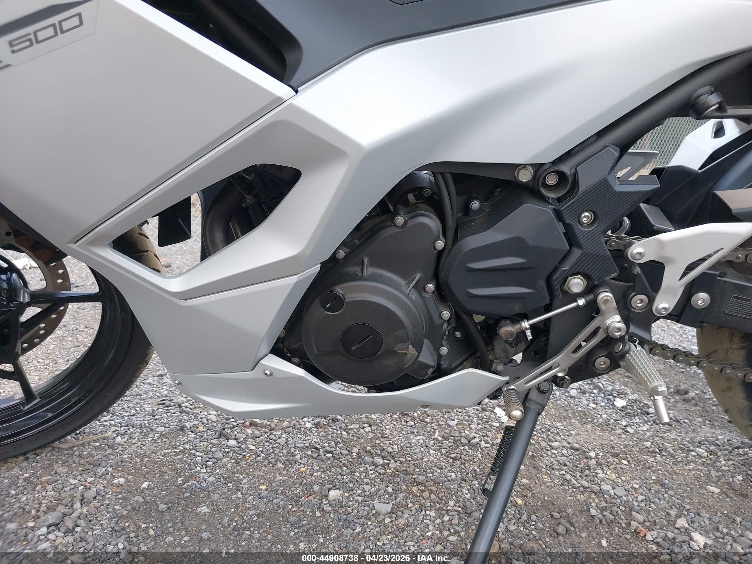 KAWASAKI EX500 image 9