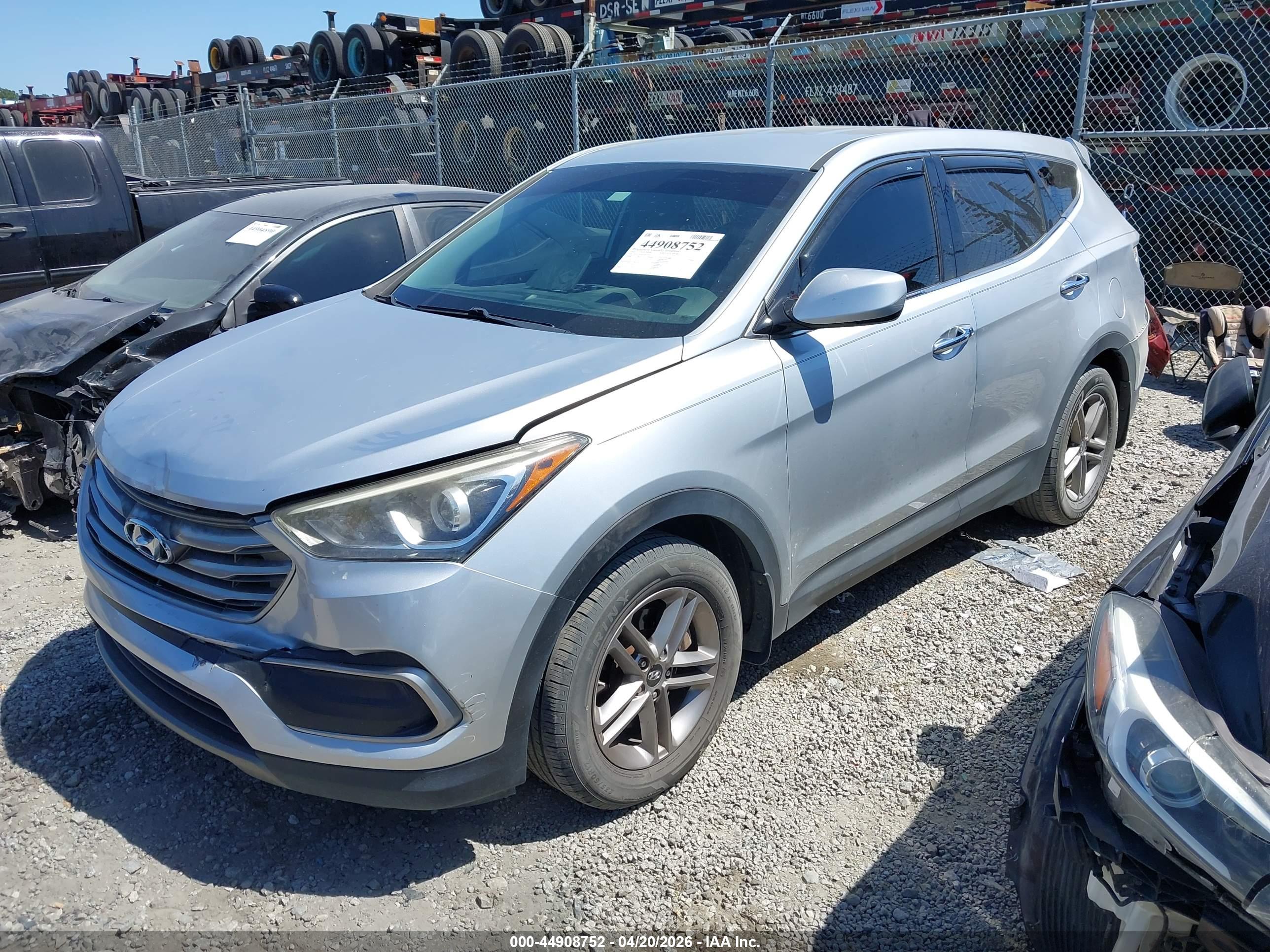 HYUNDAI SANTA image 2