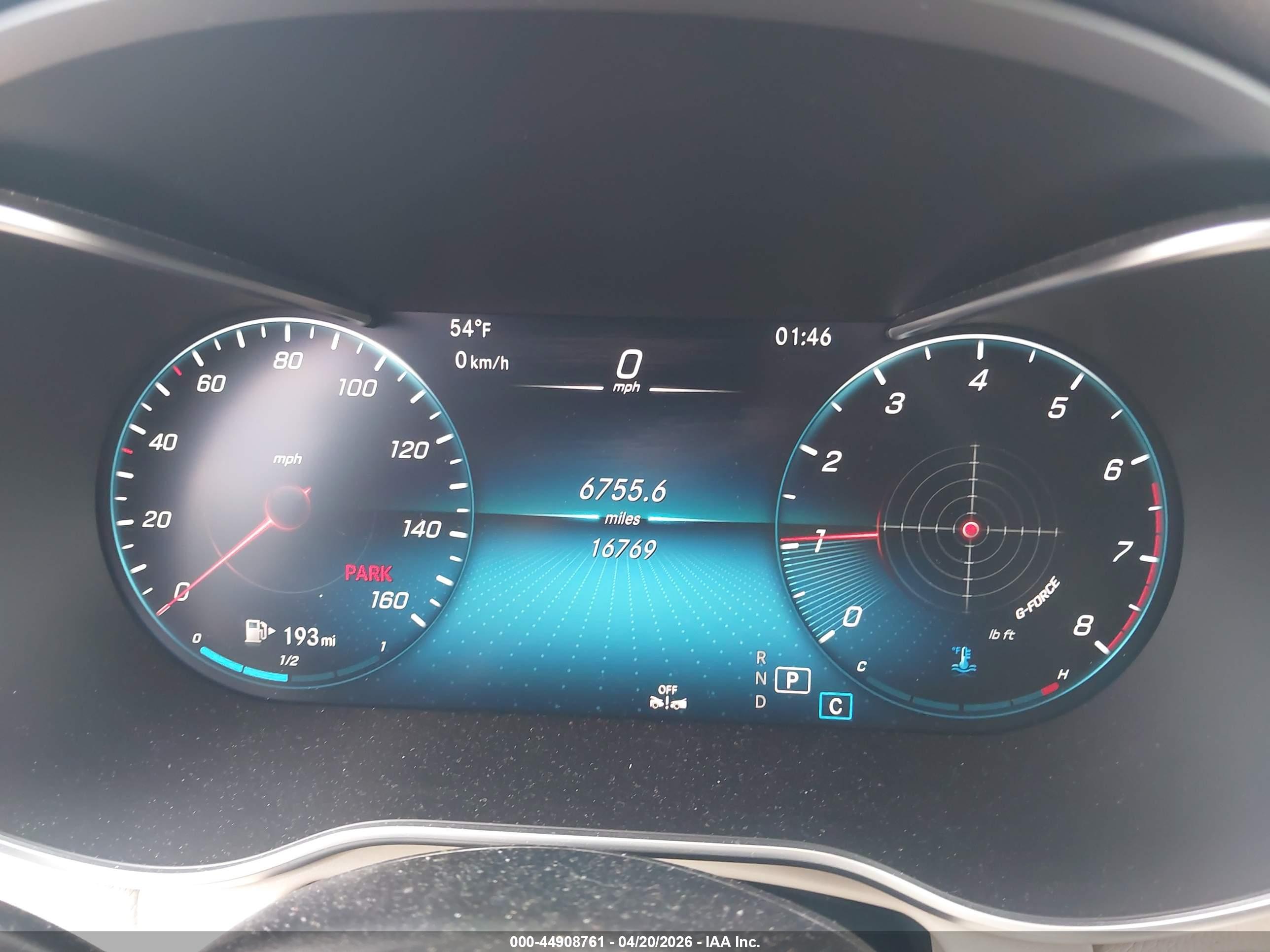 MERCEDES-BENZ GLC image 7
