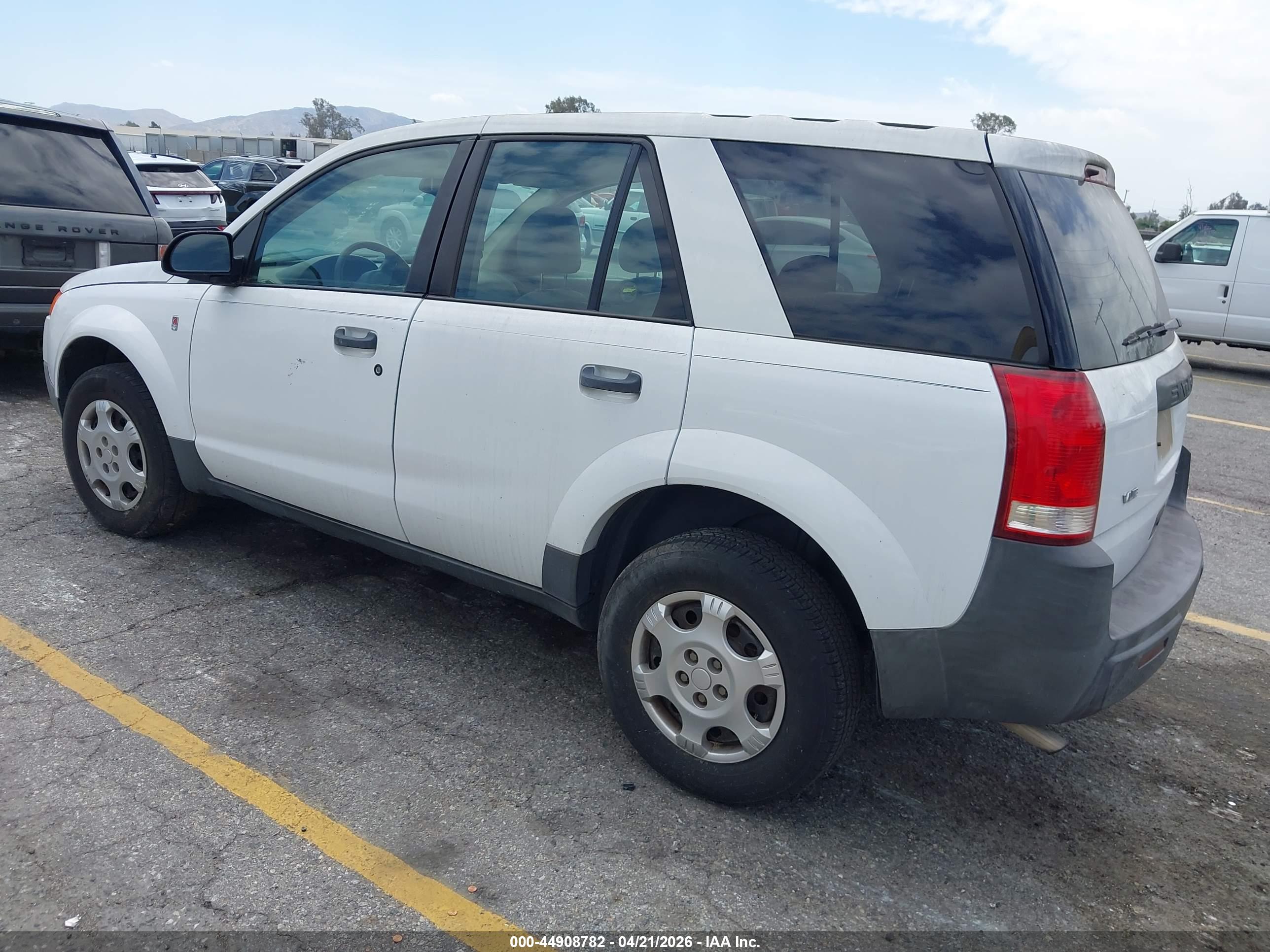 SATURN VUE image 3