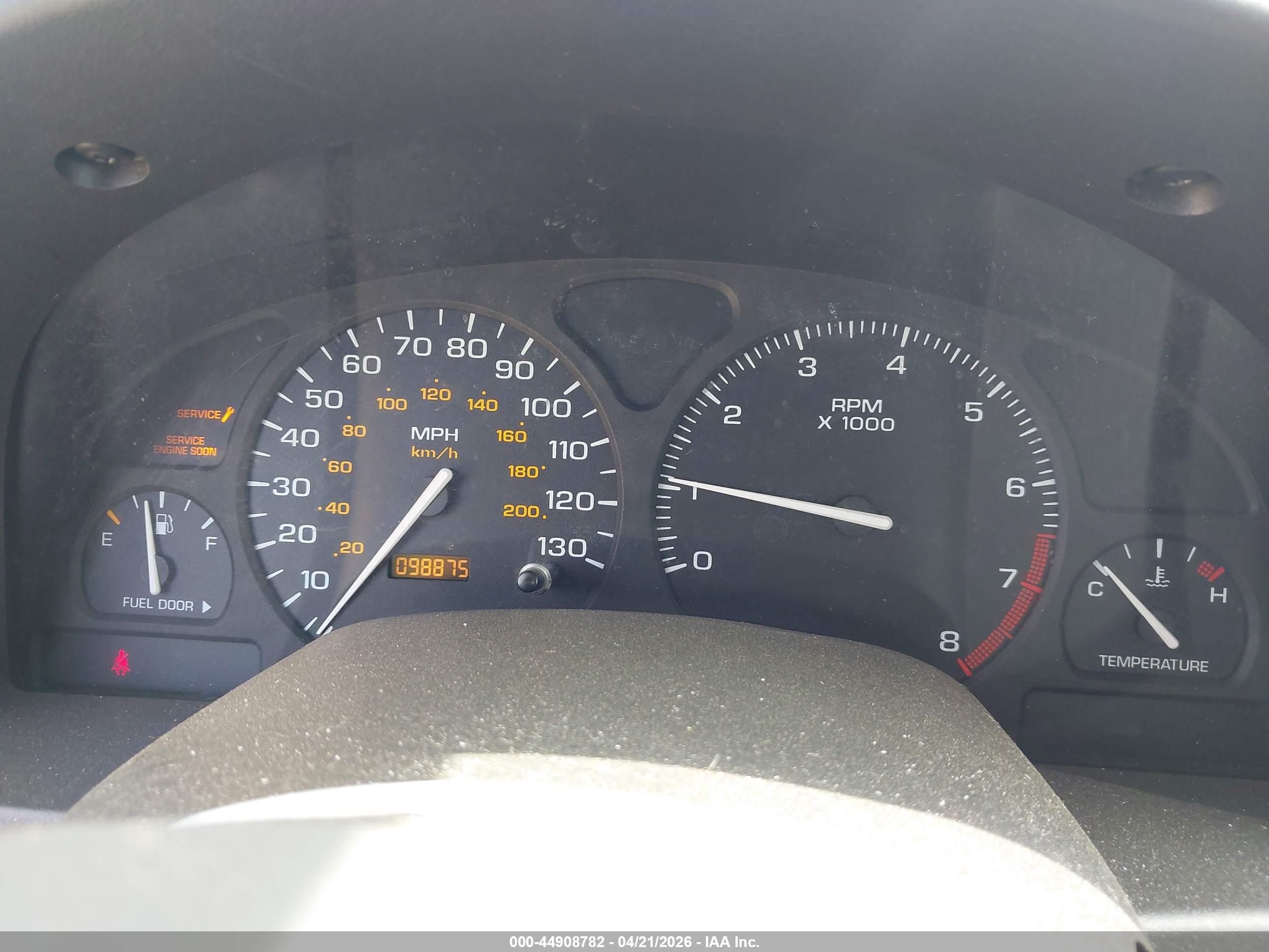 SATURN VUE image 7