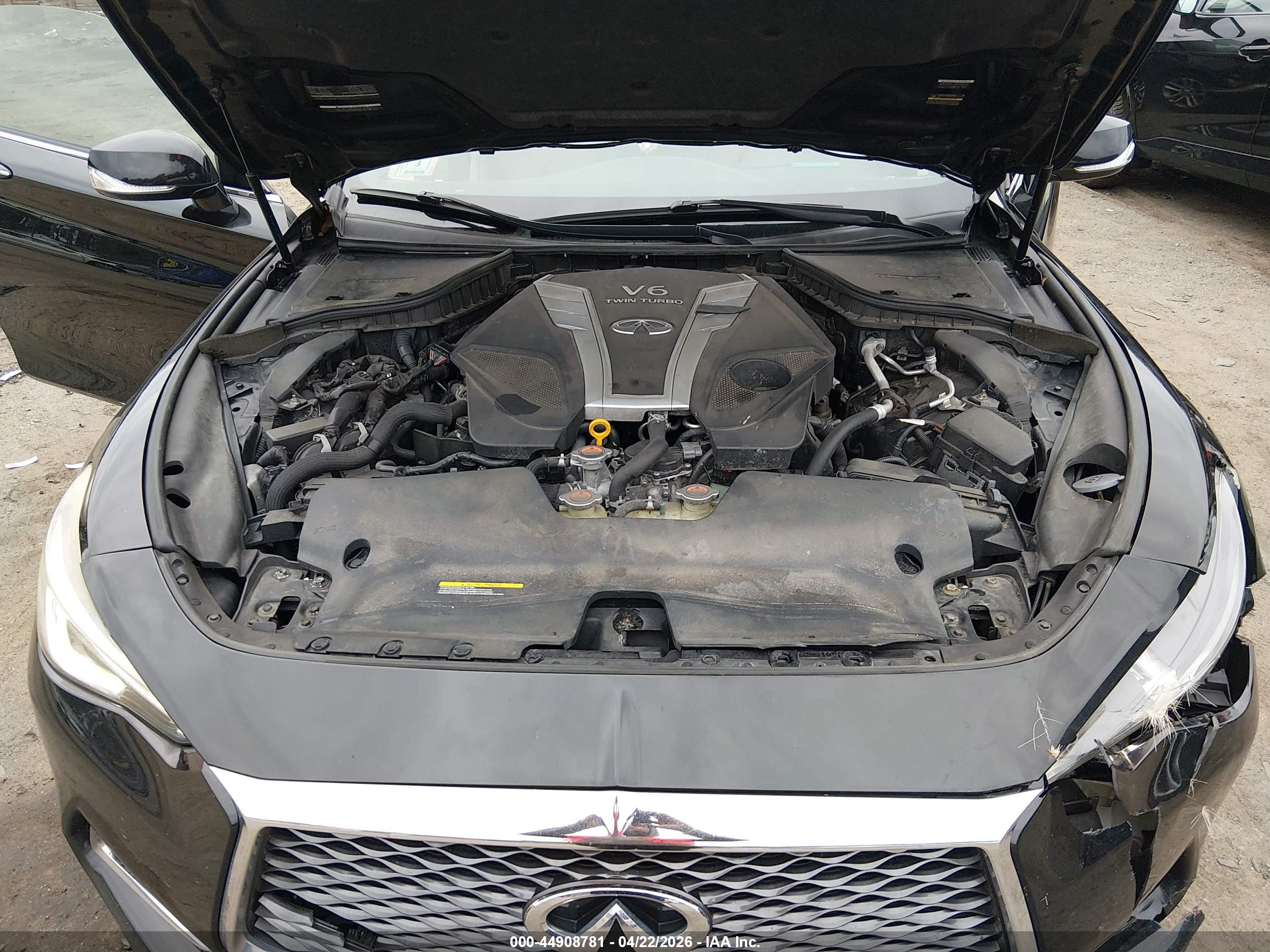 INFINITI Q60 image 10