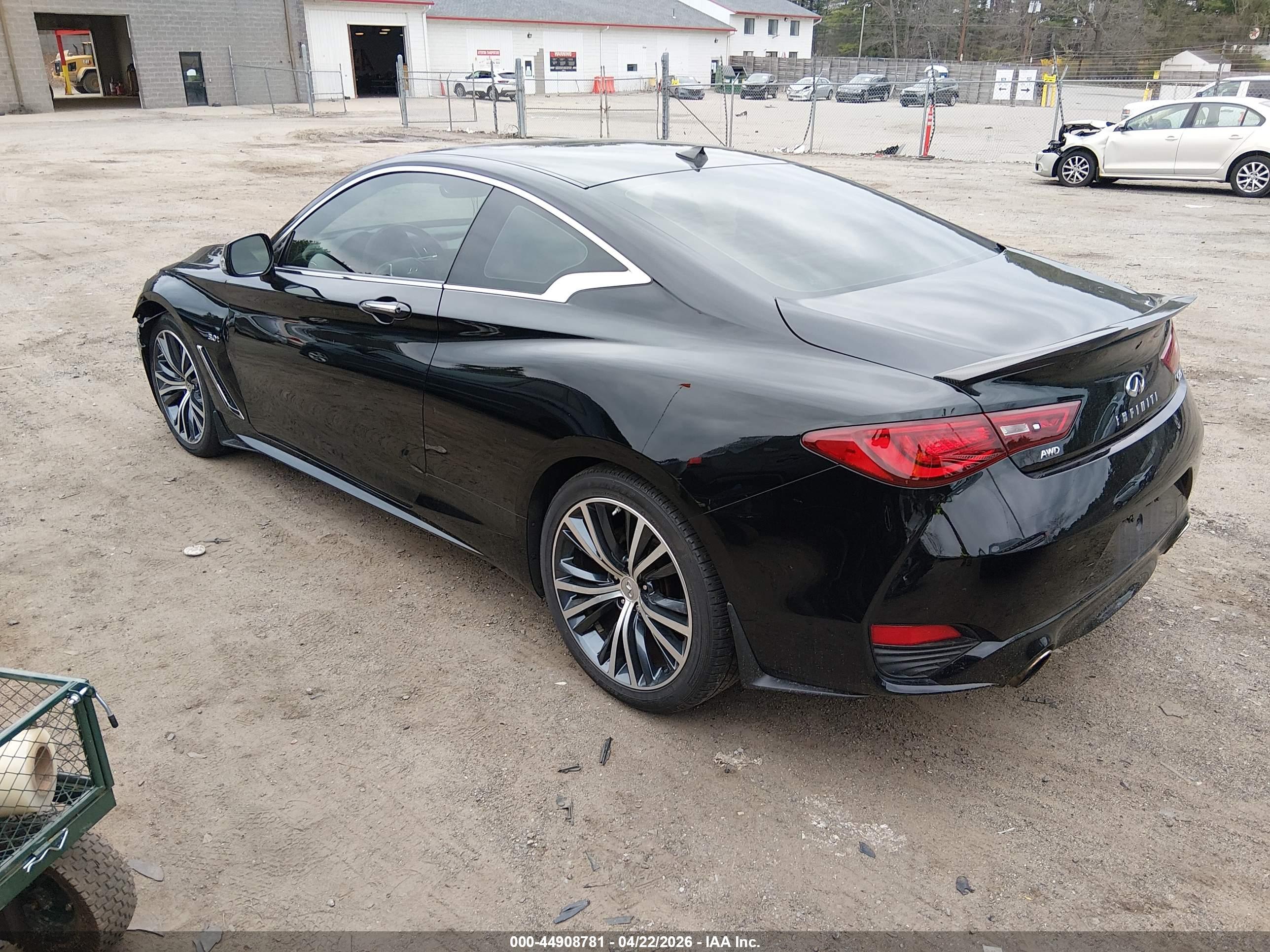 INFINITI Q60 image 3