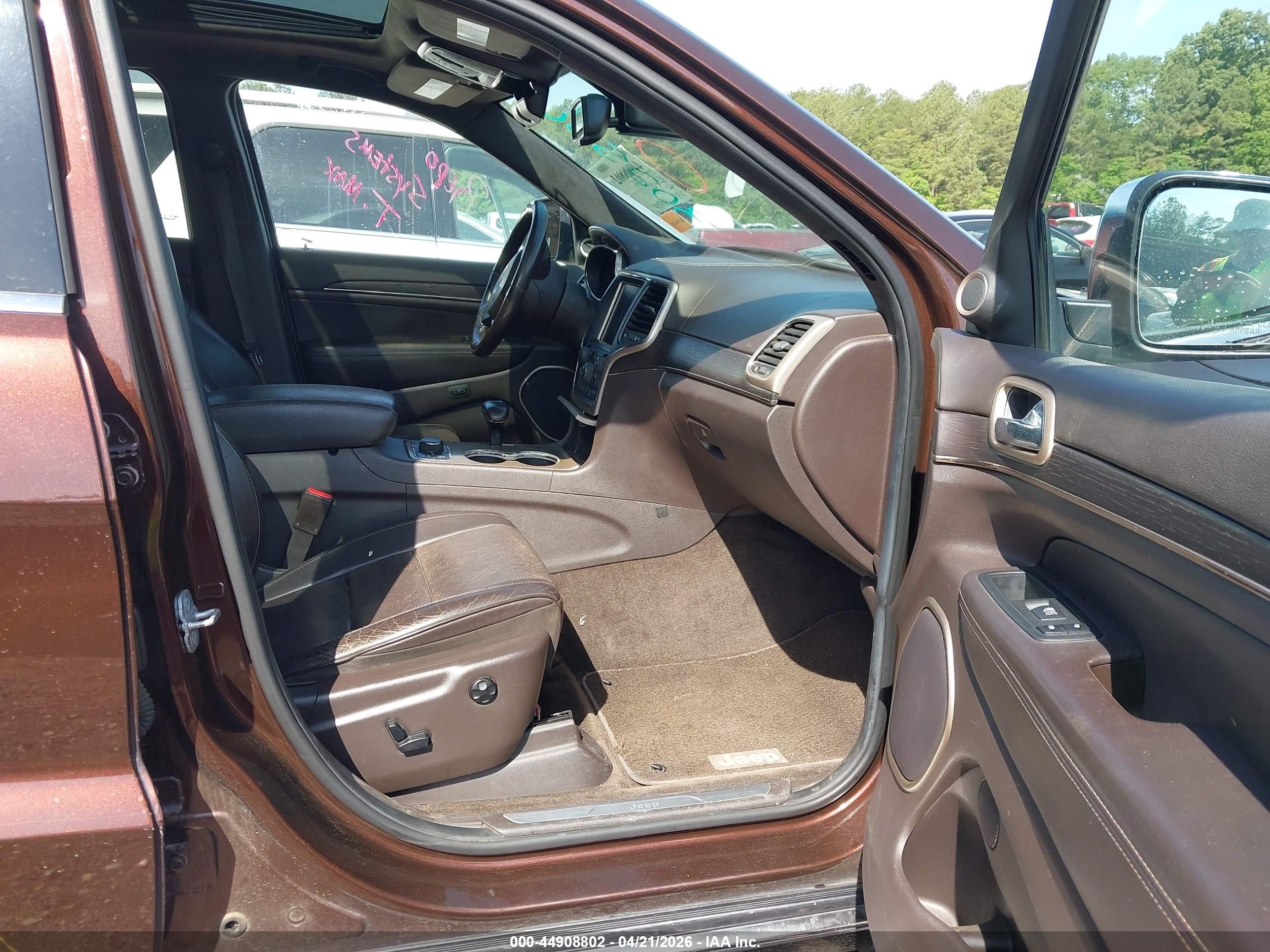 JEEP GRAND image 5