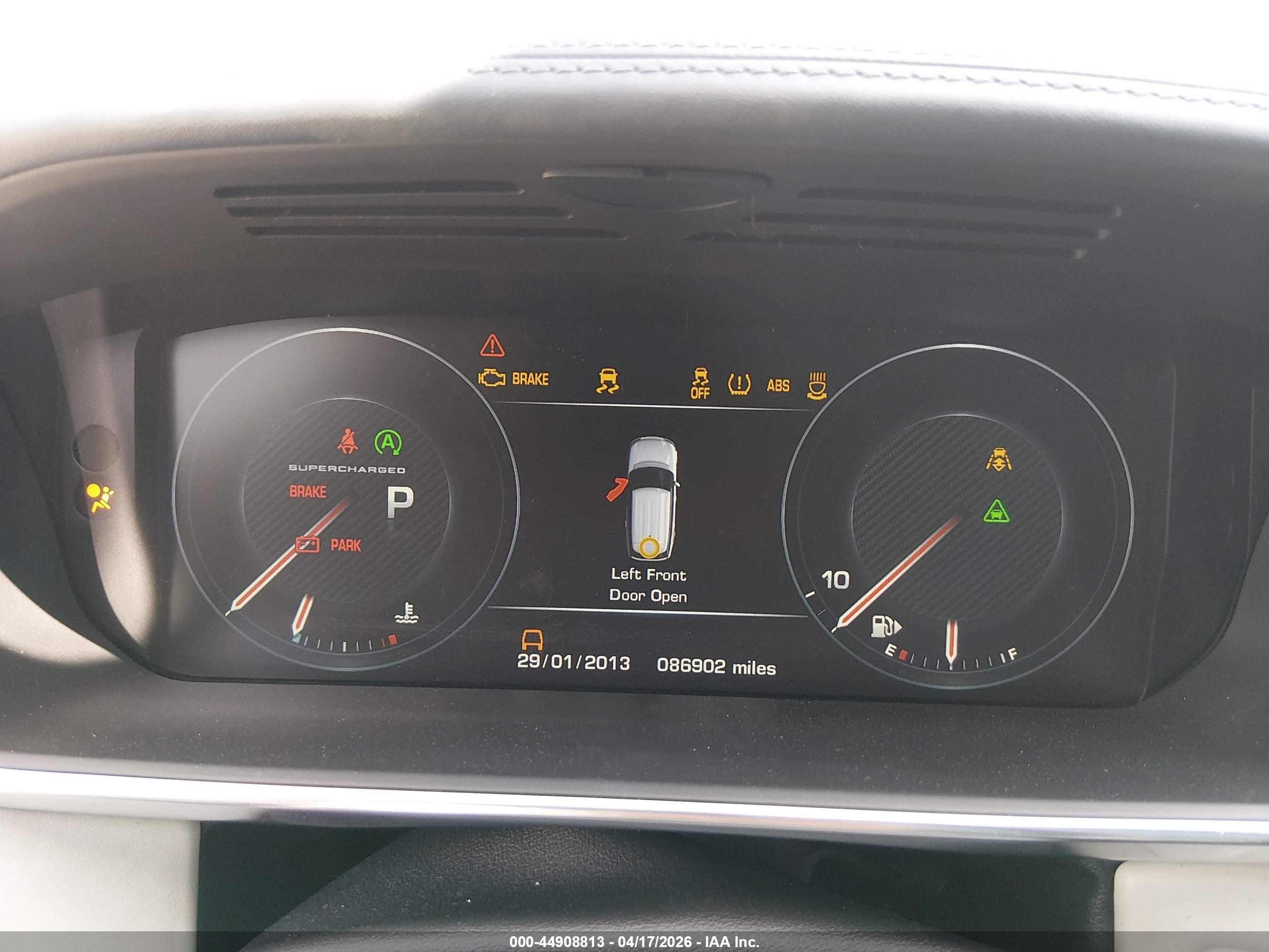 LAND ROVER image 7