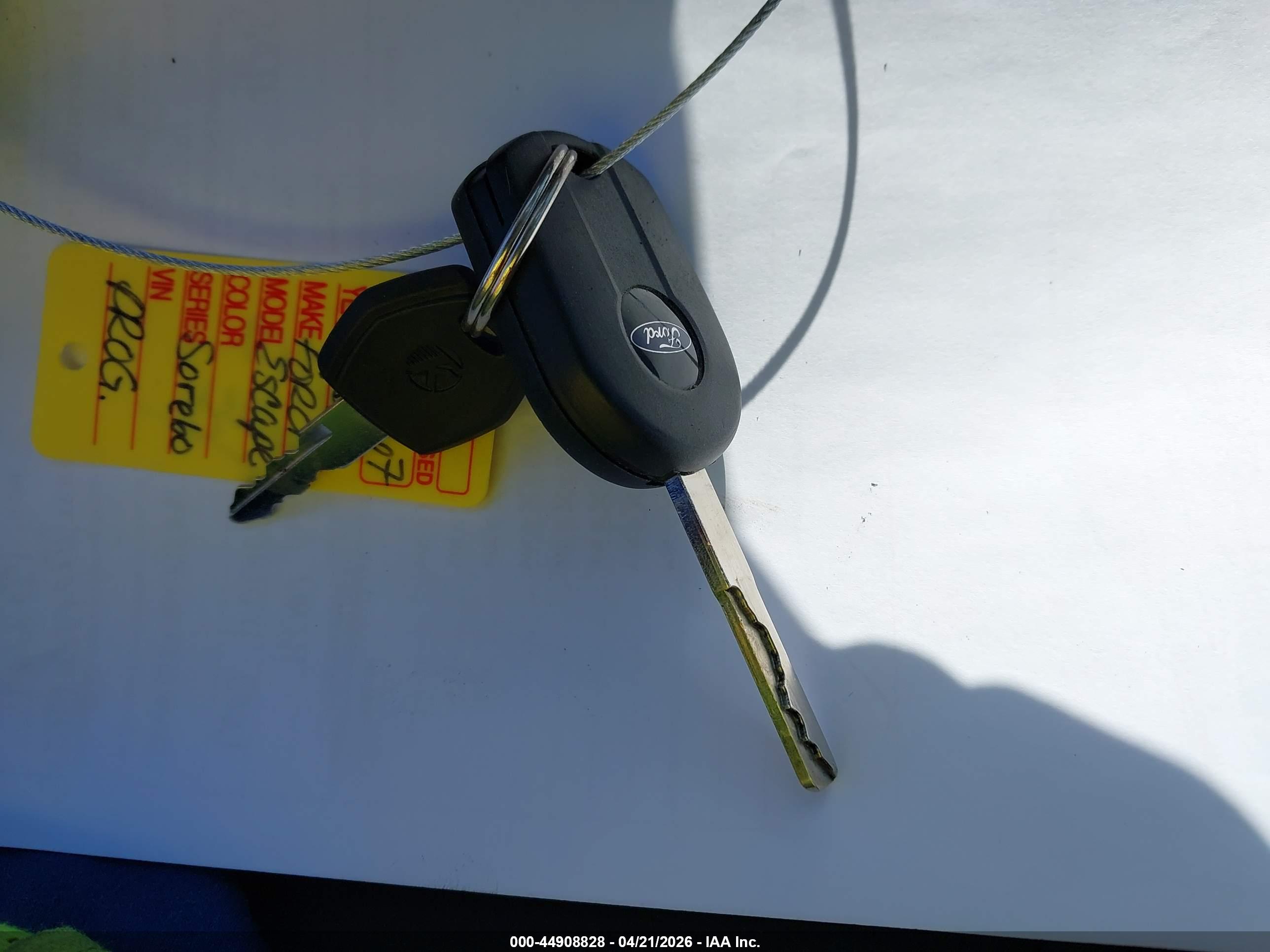 FORD ESCAPE image 11