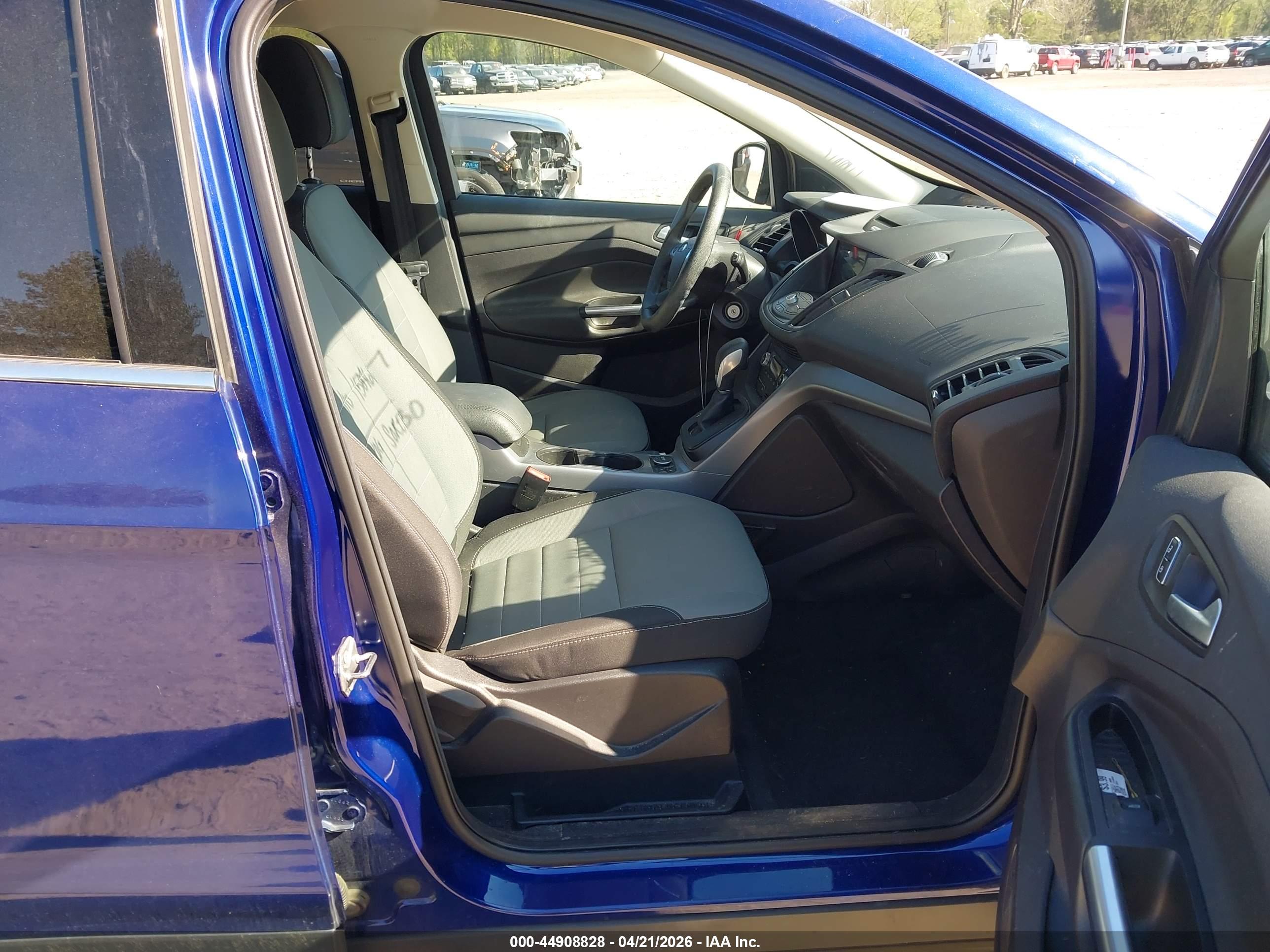 FORD ESCAPE image 5