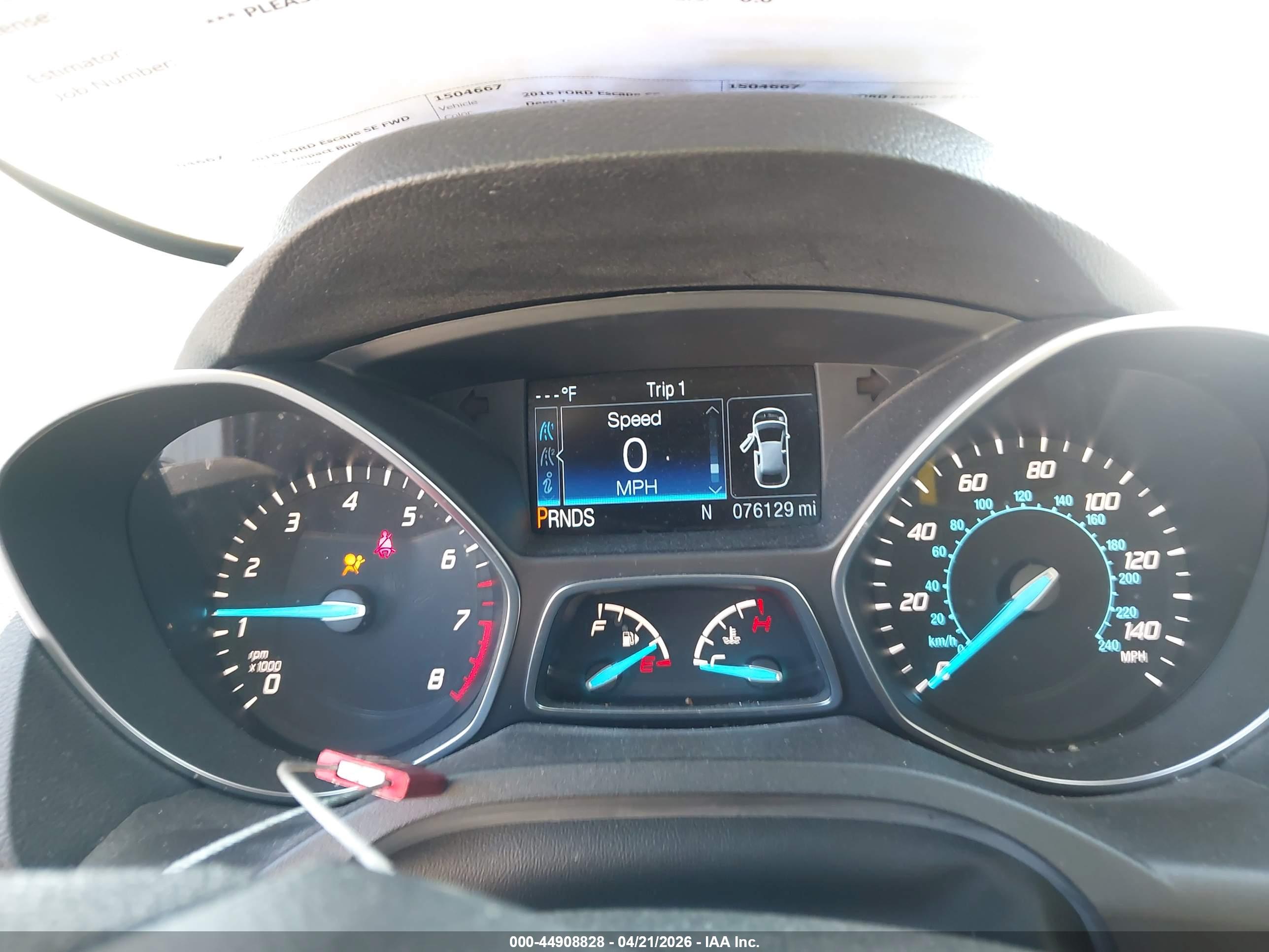 FORD ESCAPE image 7