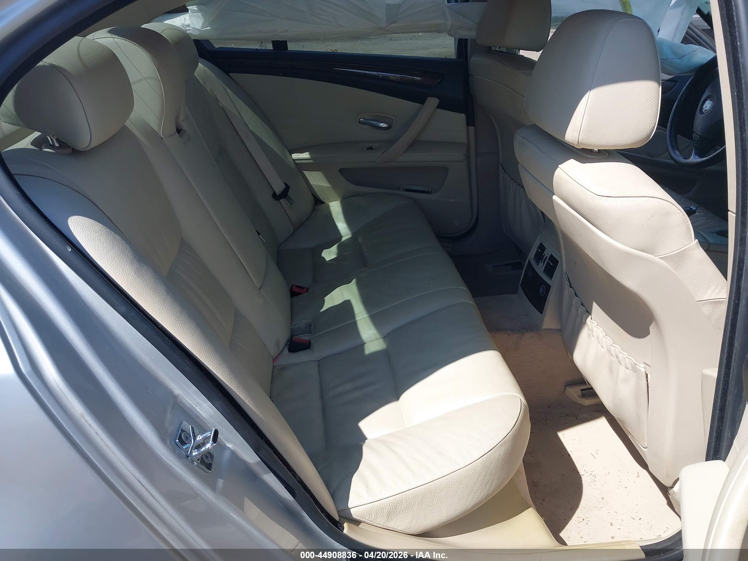 BMW 535I image 8