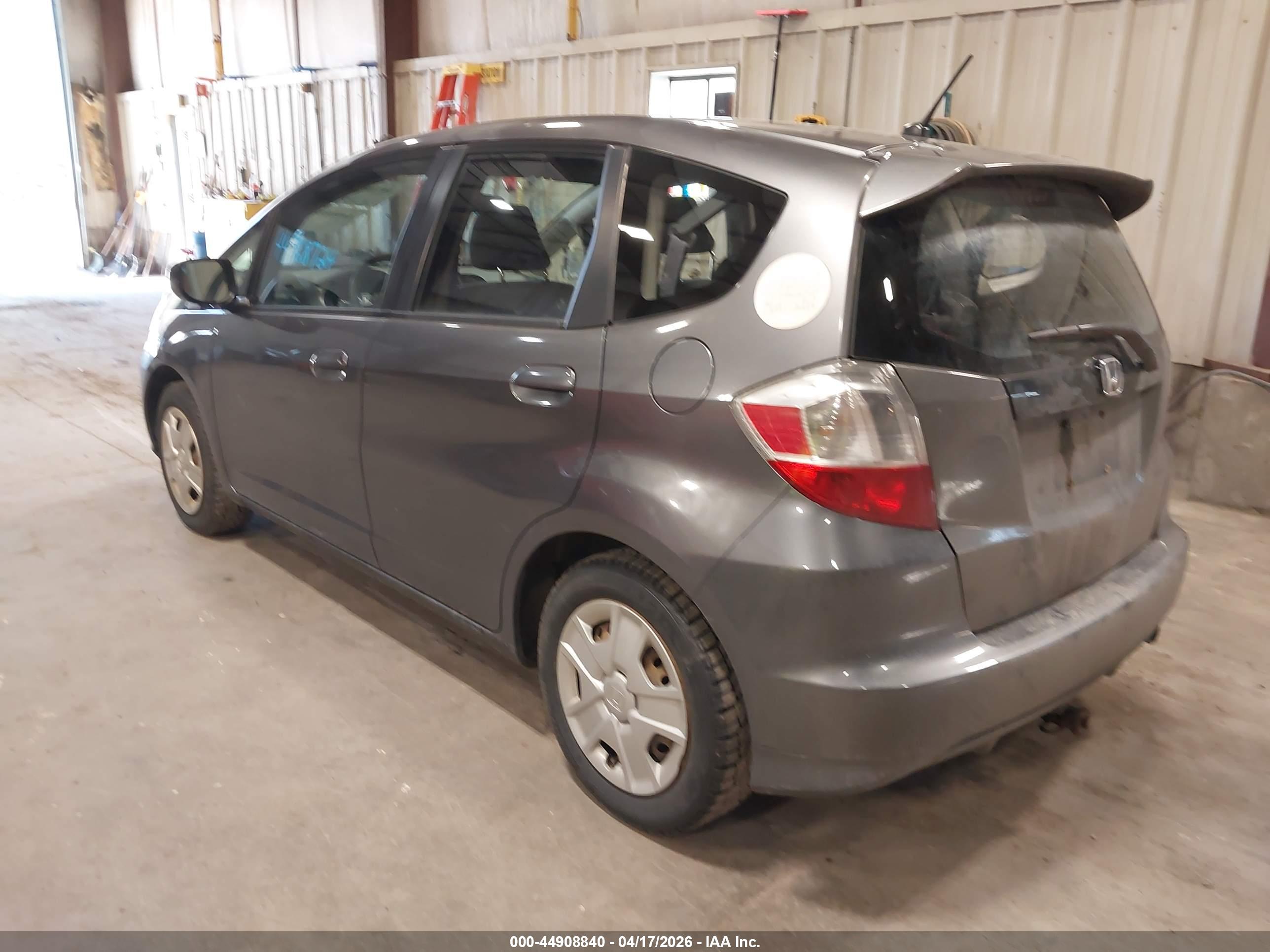 HONDA FIT image 3