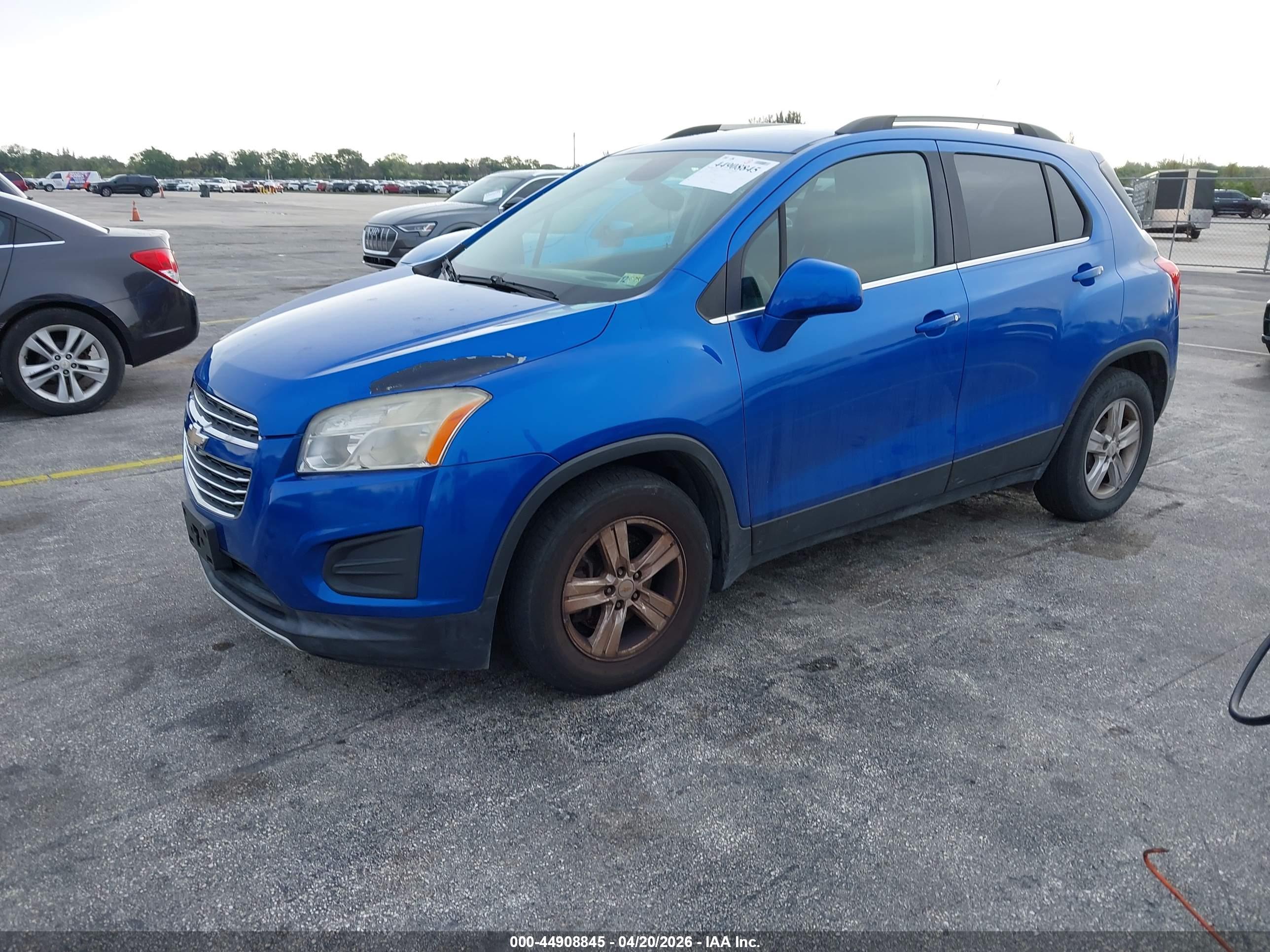 CHEVROLET TRAX image 2