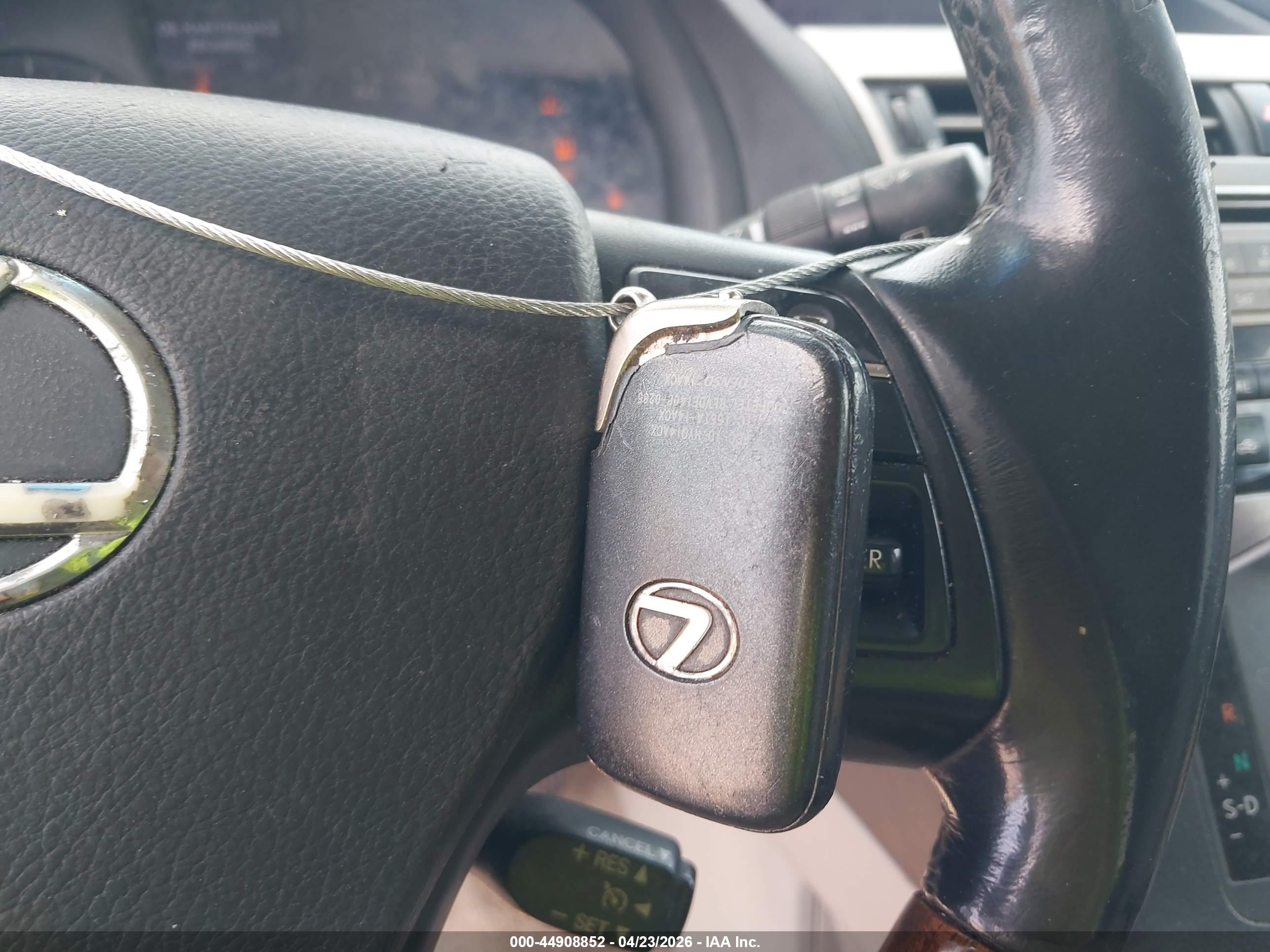 LEXUS RX image 11