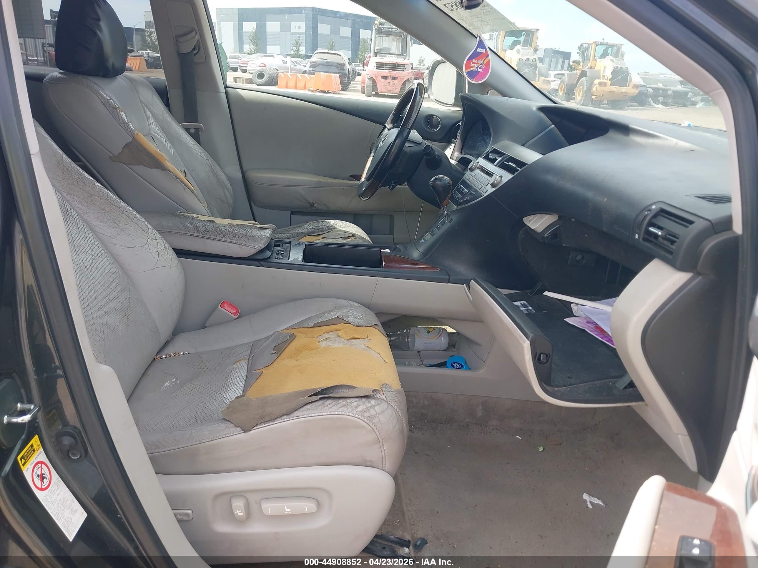 LEXUS RX image 5