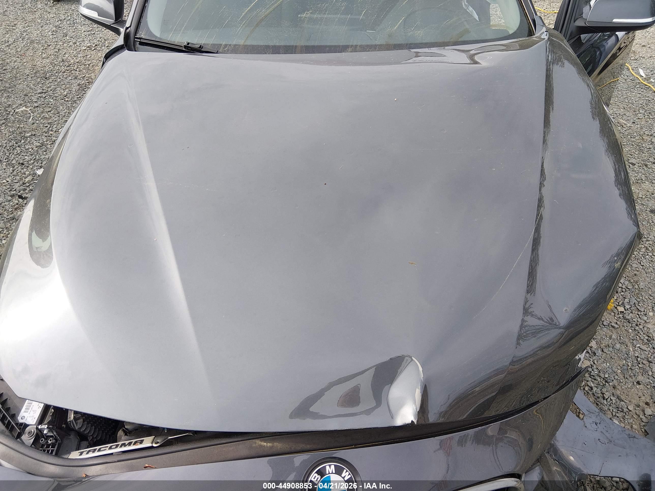 BMW 320I image 10