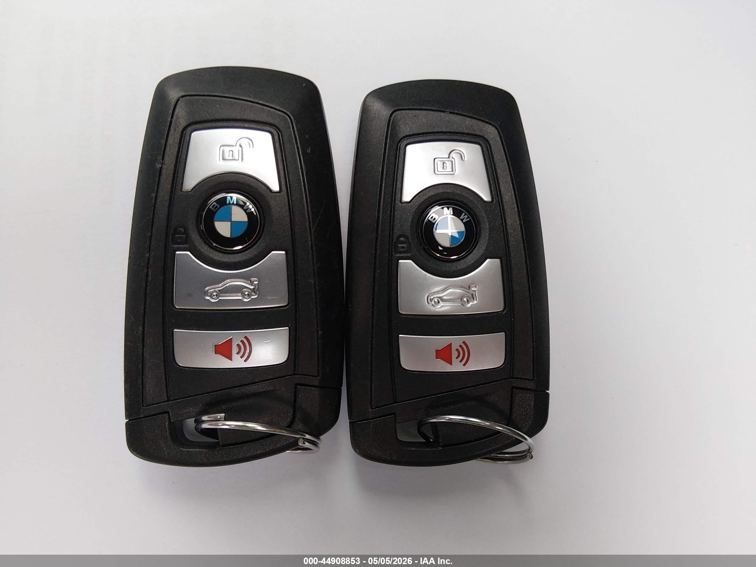 BMW 320I image 11