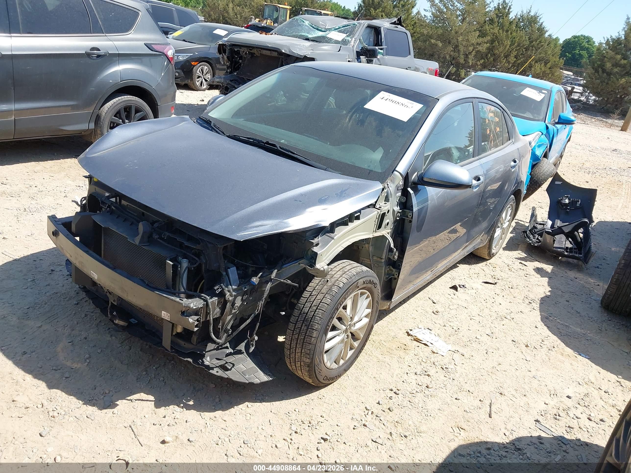 KIA RIO image 2
