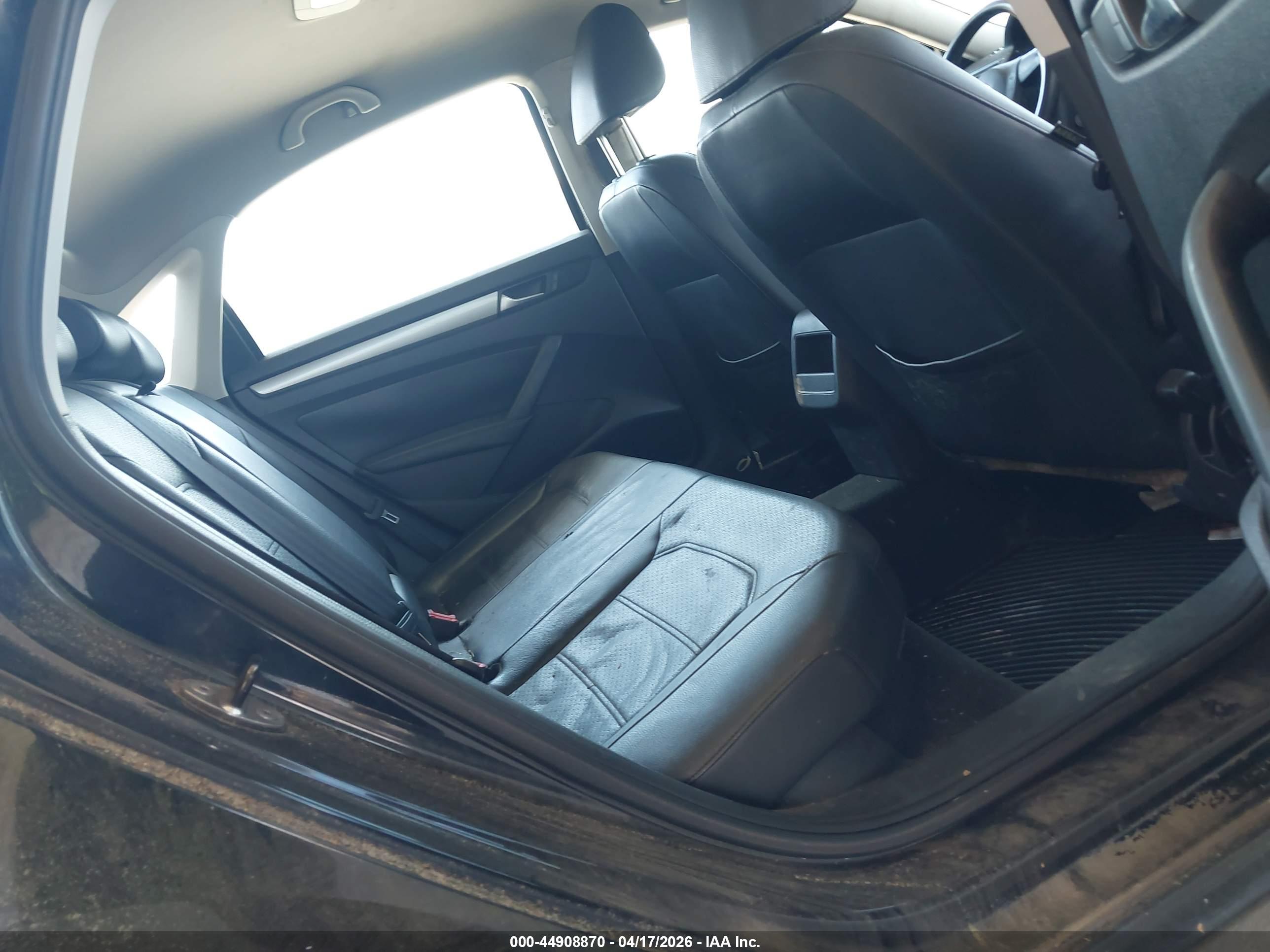 VOLKSWAGEN PASSAT image 8