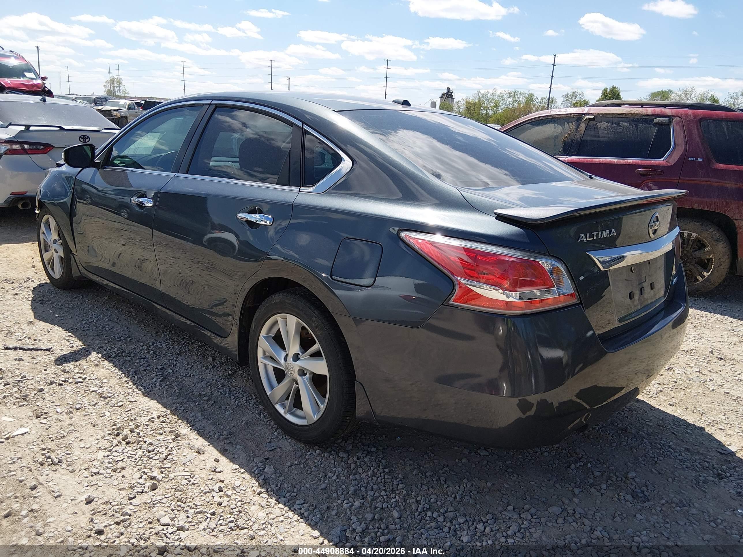 NISSAN ALTIMA image 3