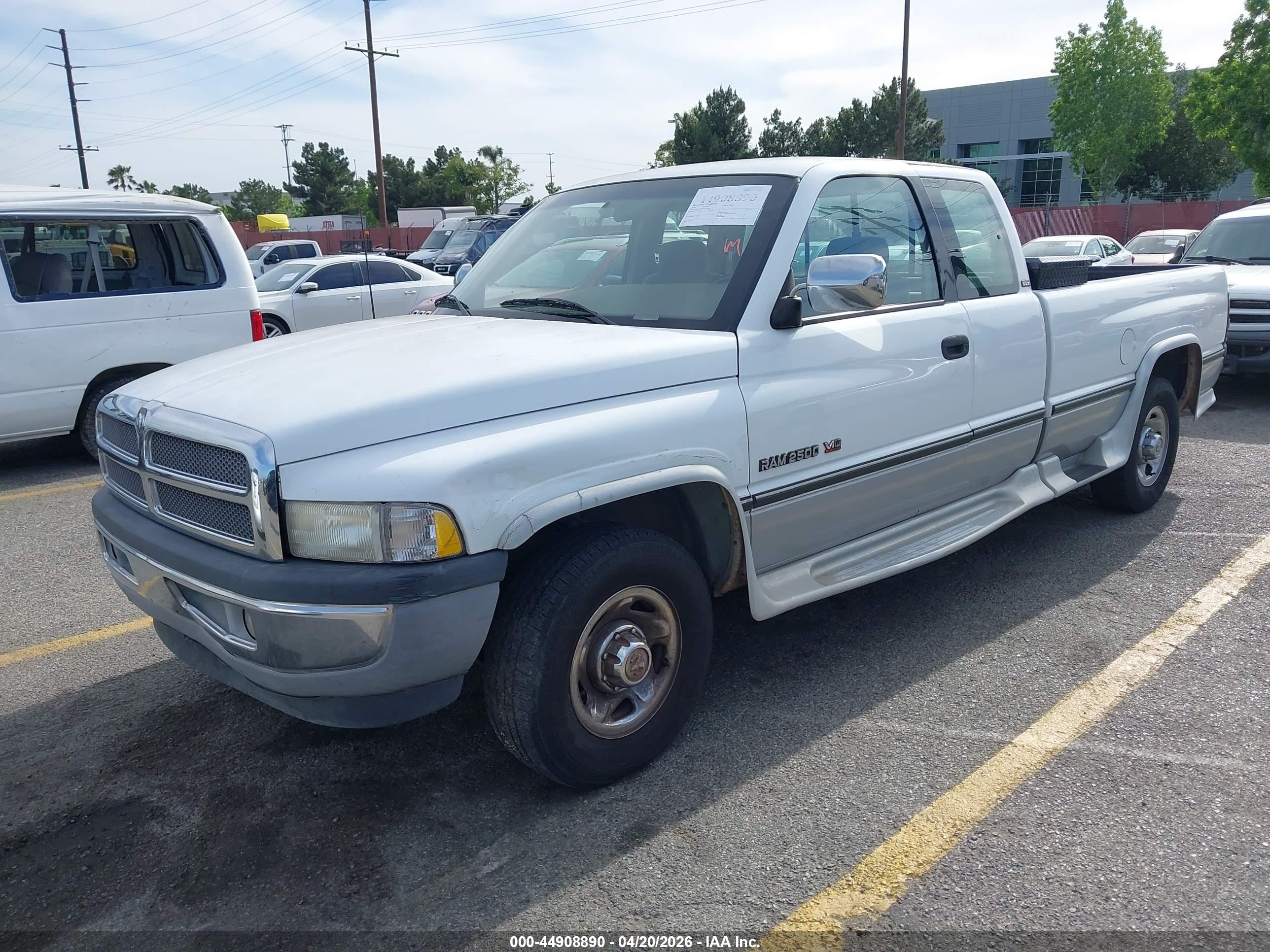 DODGE RAM image 2