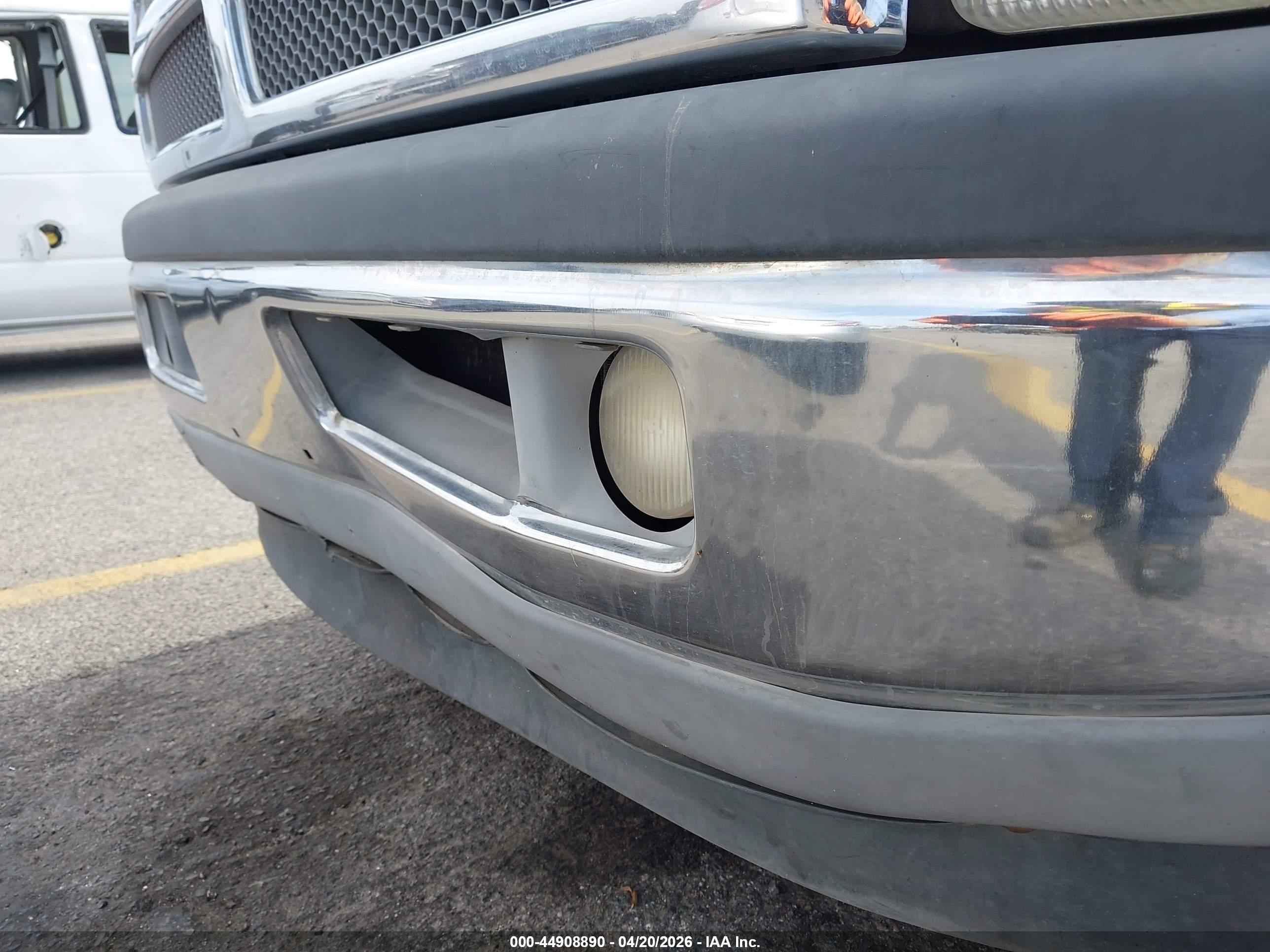 DODGE RAM image 6