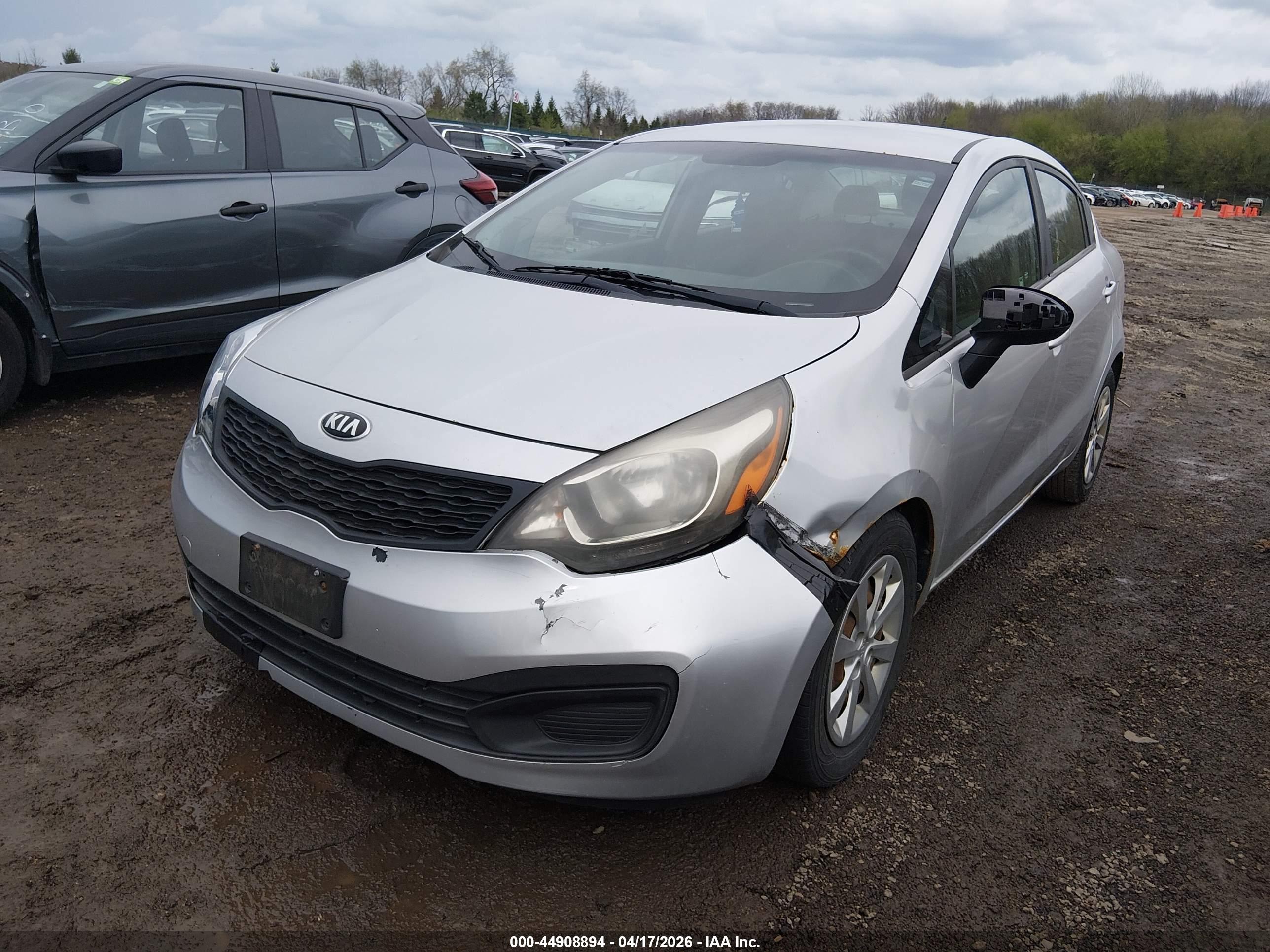 KIA RIO image 6