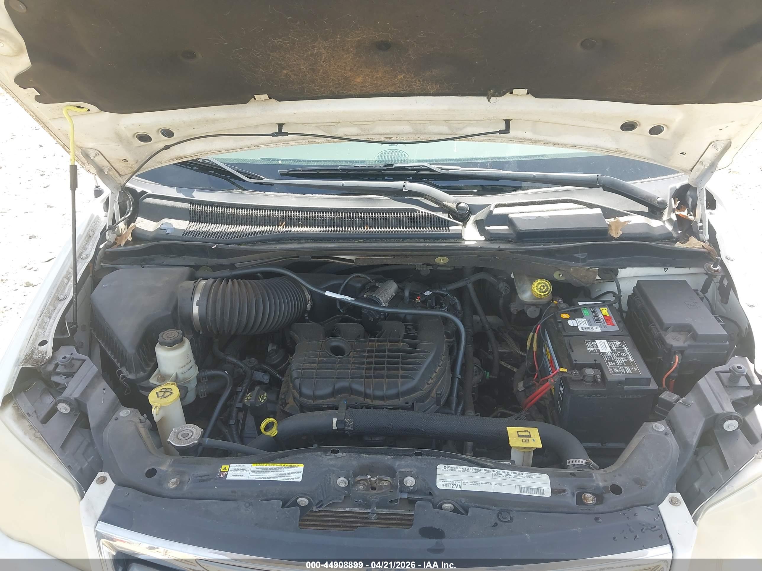 CHRYSLER TOWN image 10