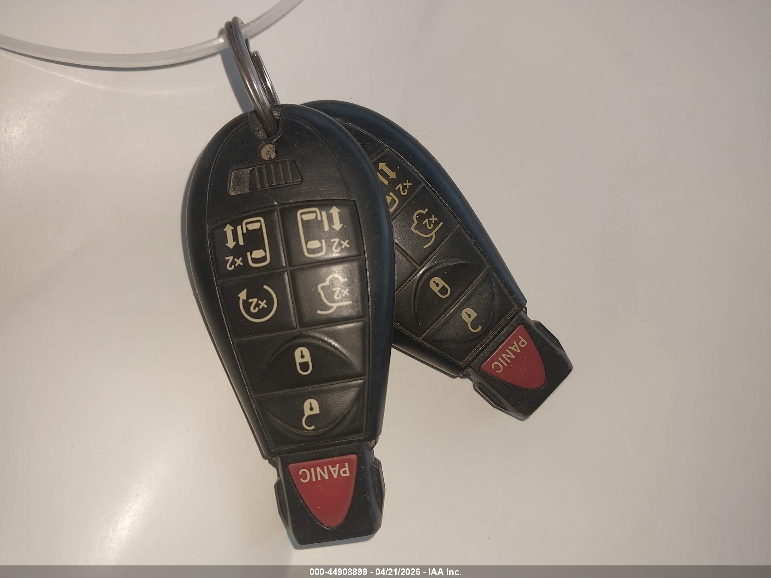 CHRYSLER TOWN image 11
