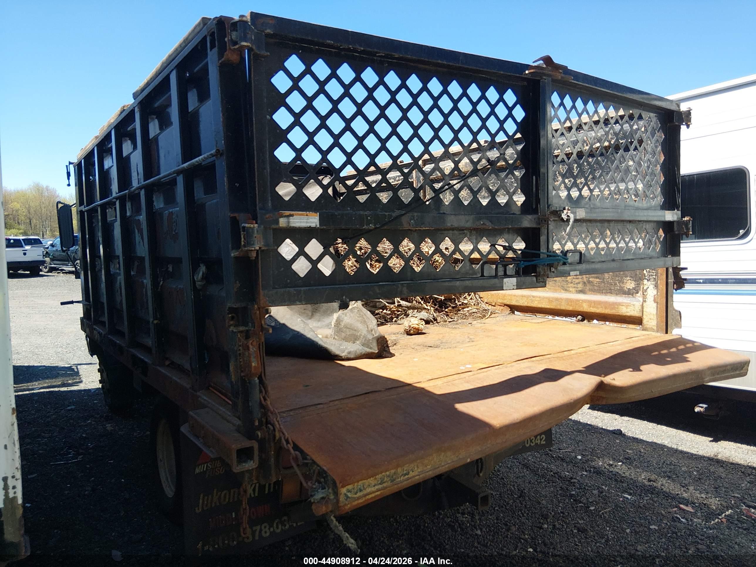 ISUZU W4S042 image 3