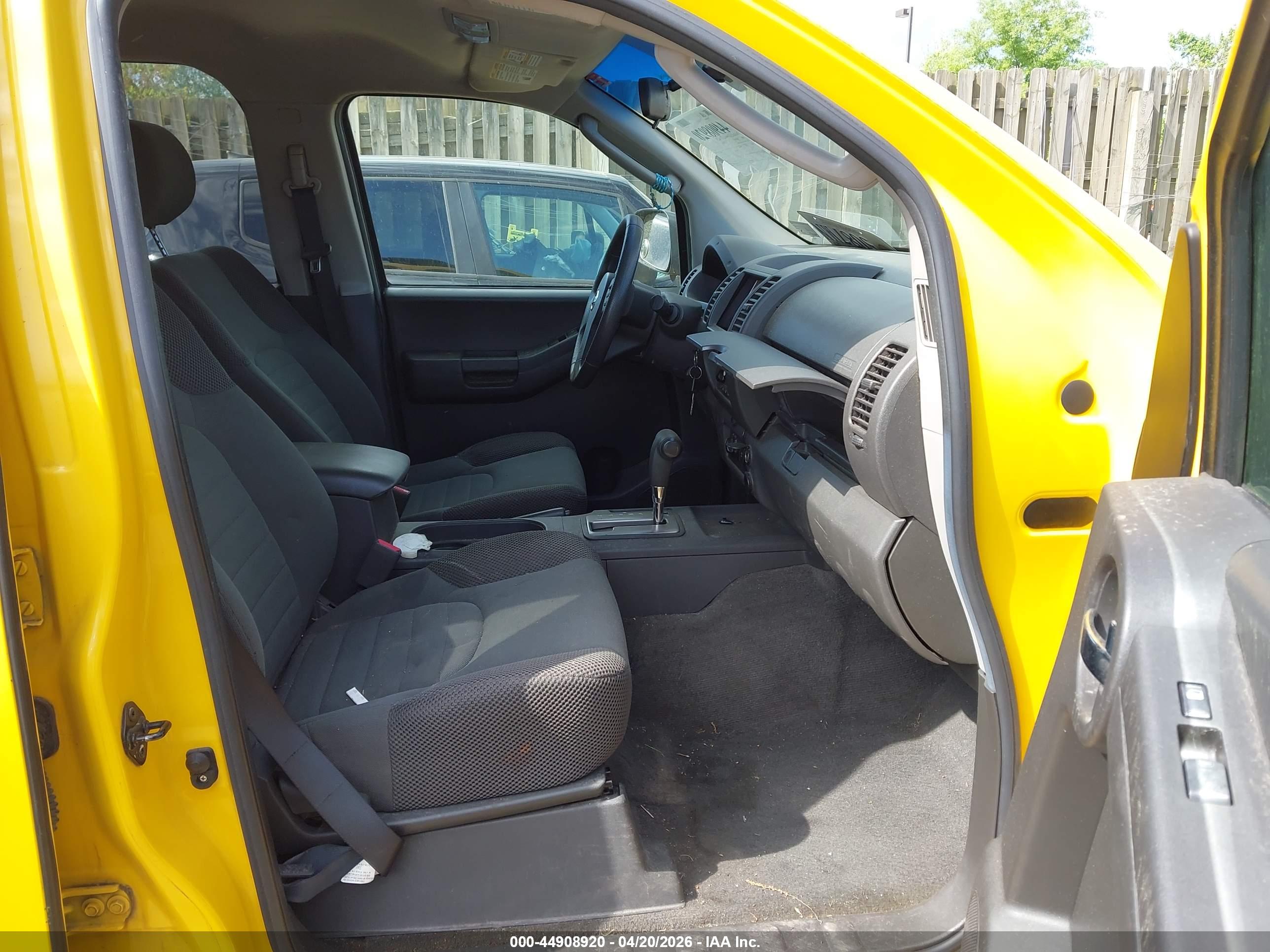NISSAN XTERRA image 5