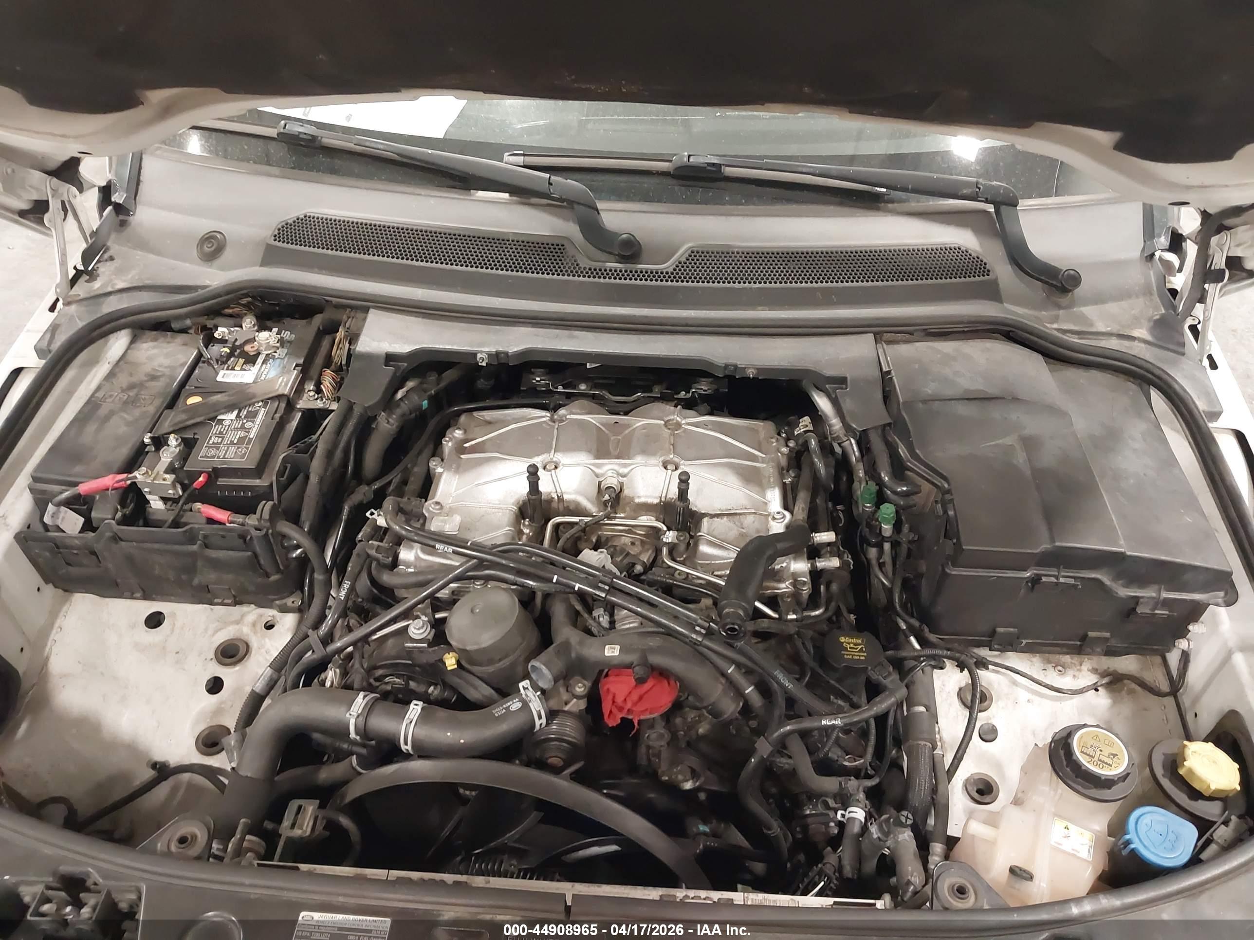 LAND ROVER image 10