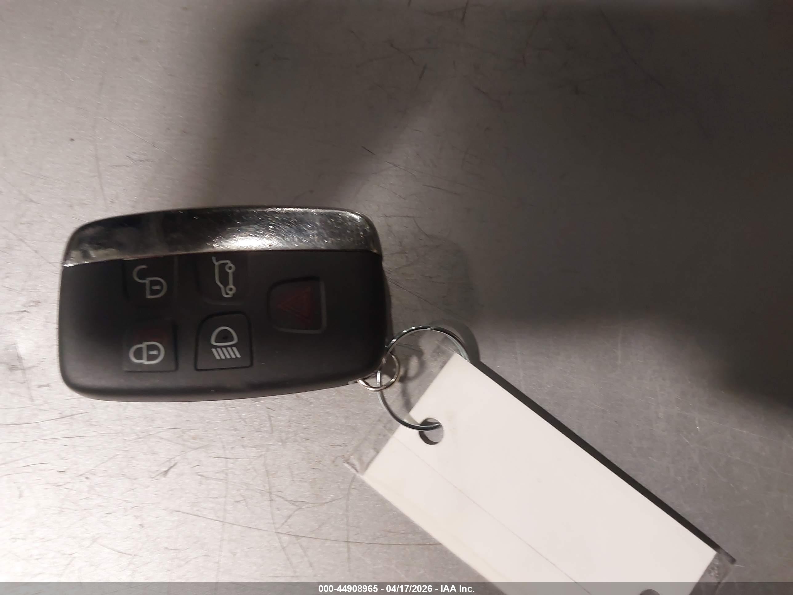 LAND ROVER image 11