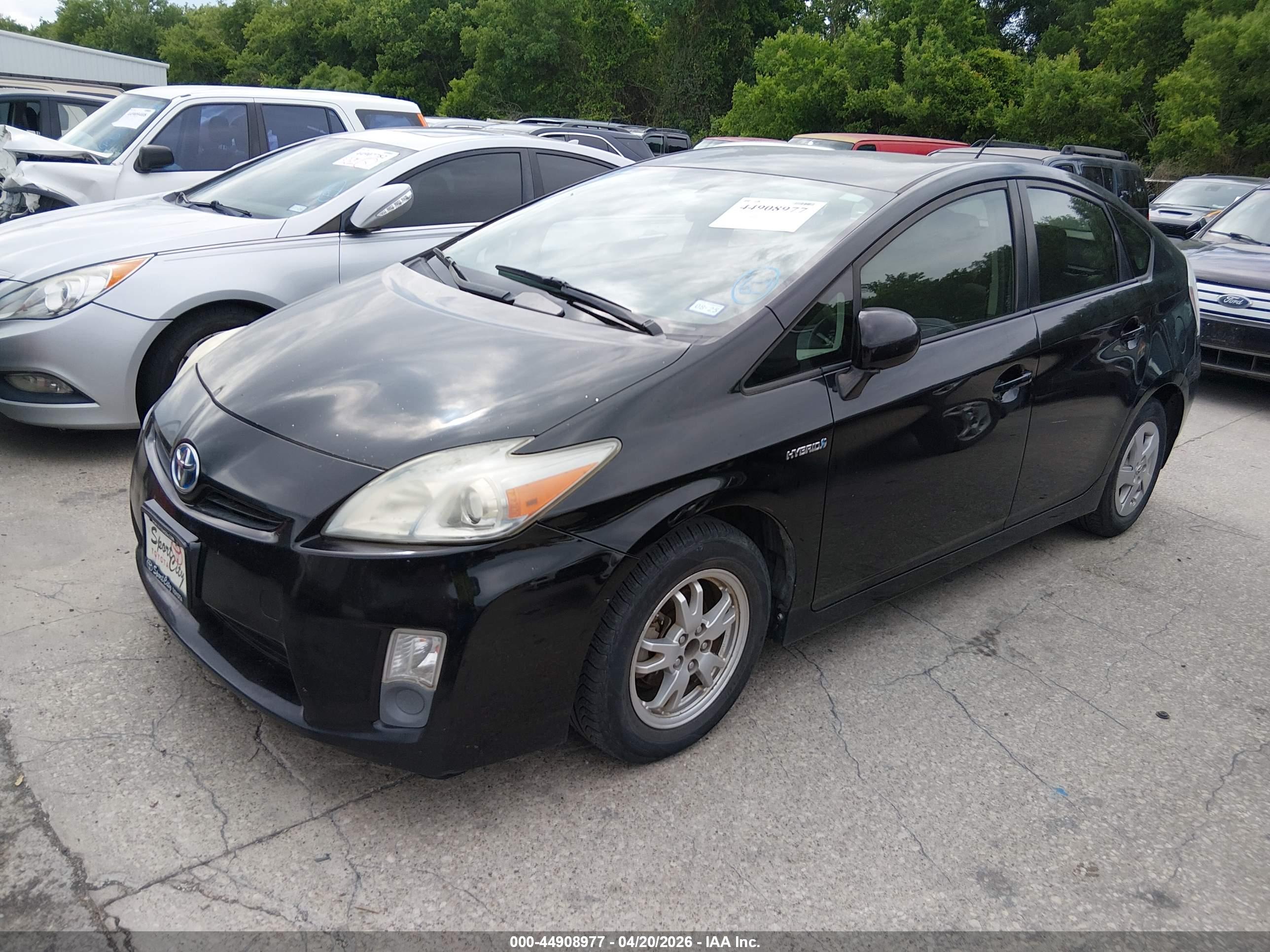 TOYOTA PRIUS image 2