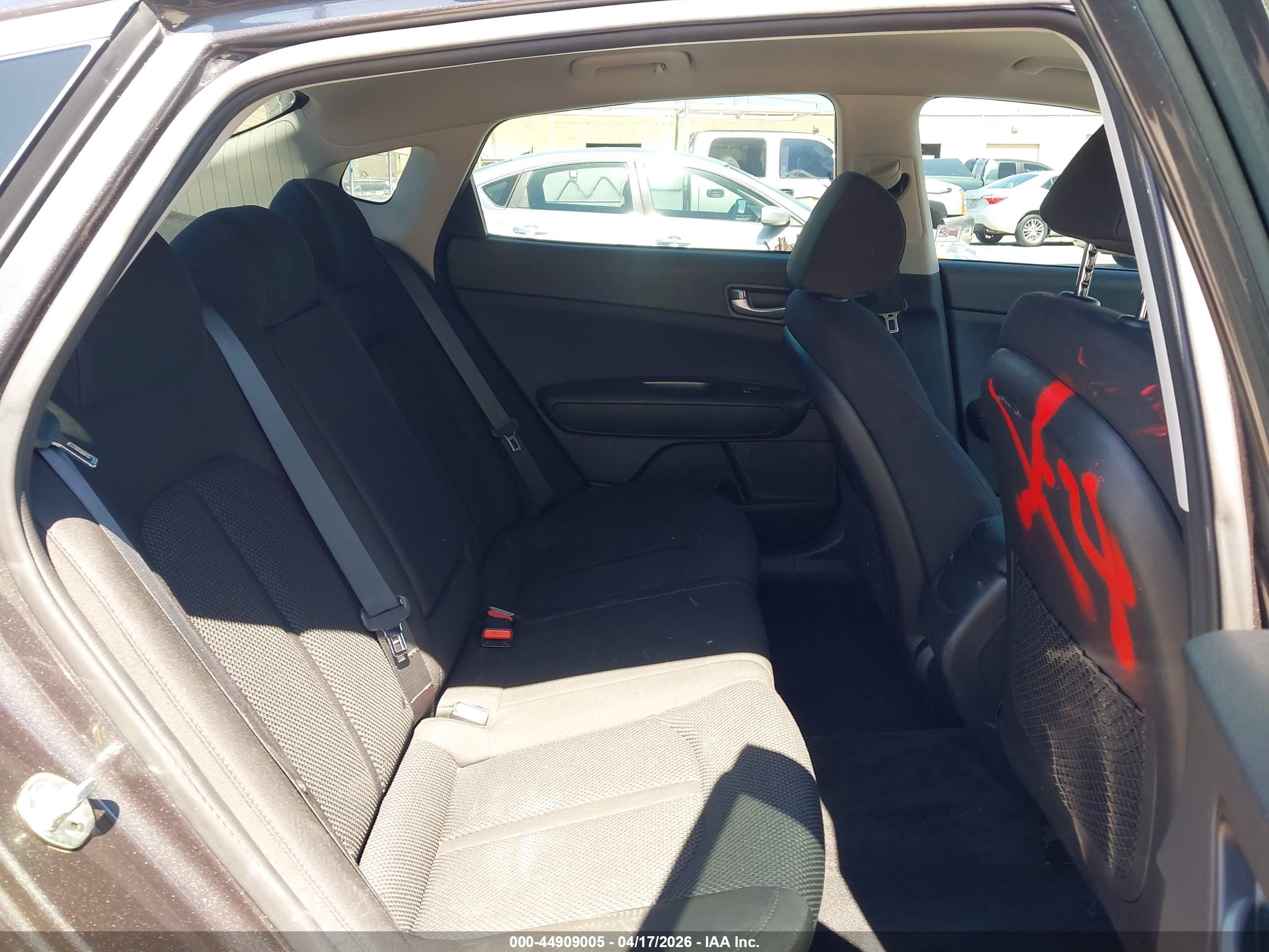 KIA OPTIMA image 8