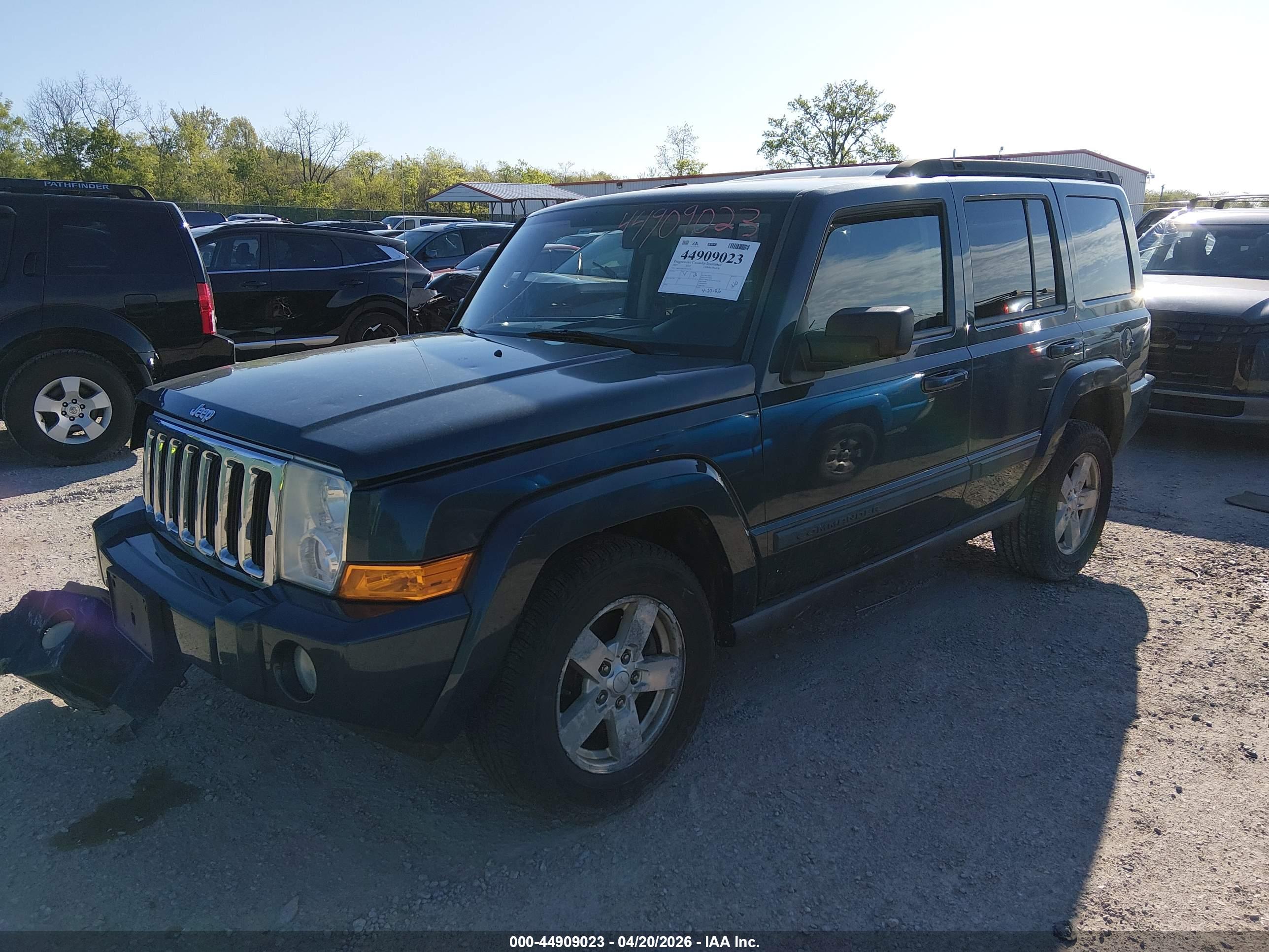 JEEP COMMANDER image 2
