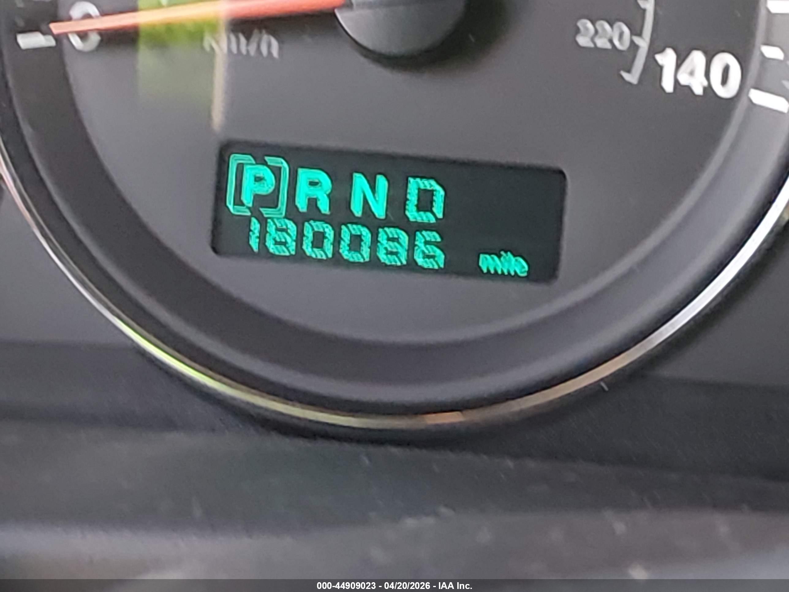 JEEP COMMANDER image 7
