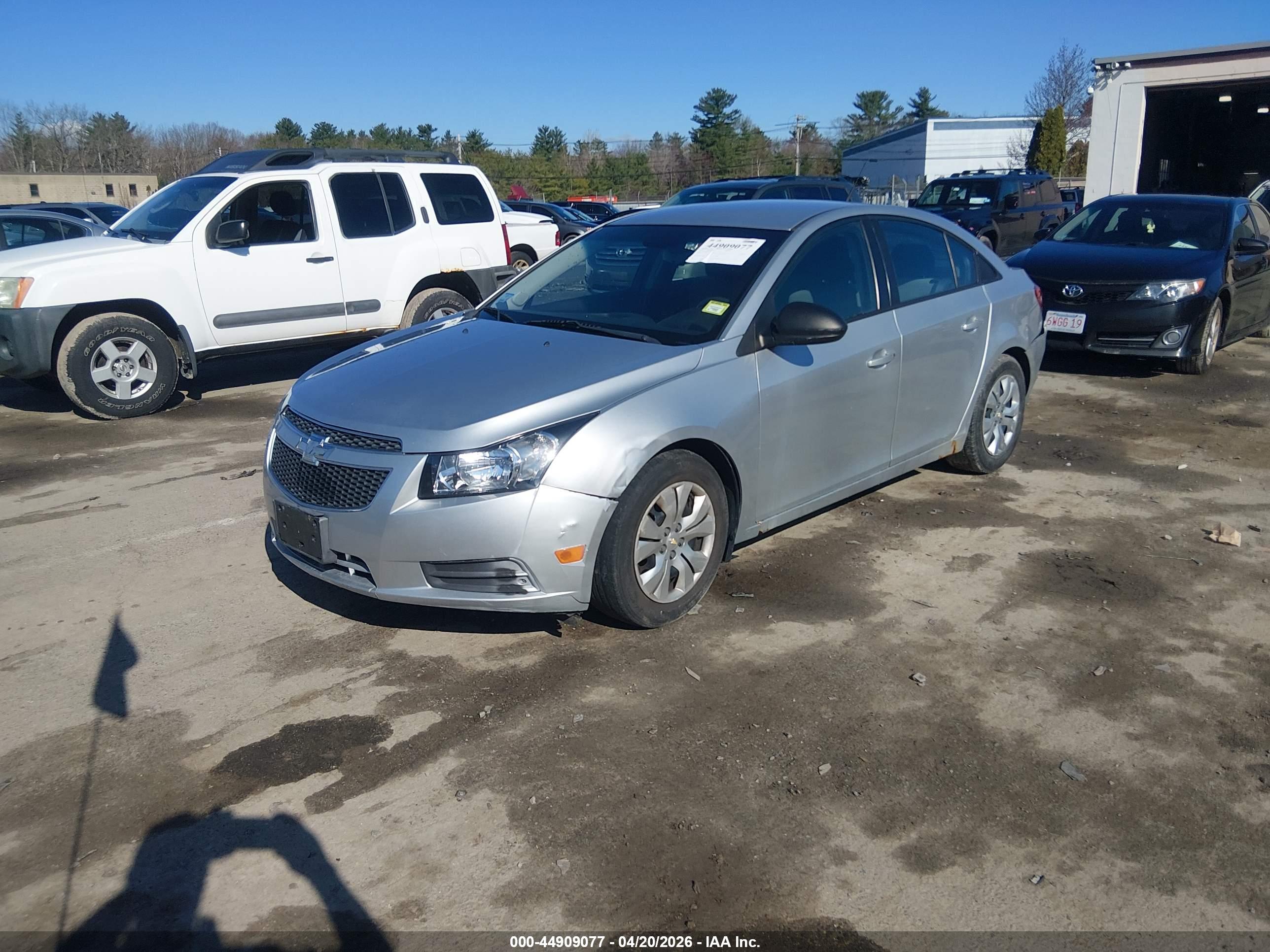 CHEVROLET CRUZE image 2