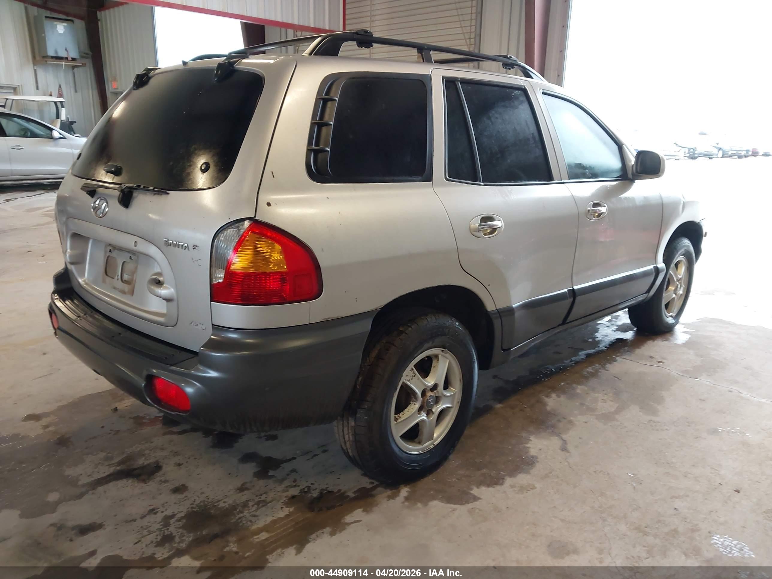 HYUNDAI SANTA image 4