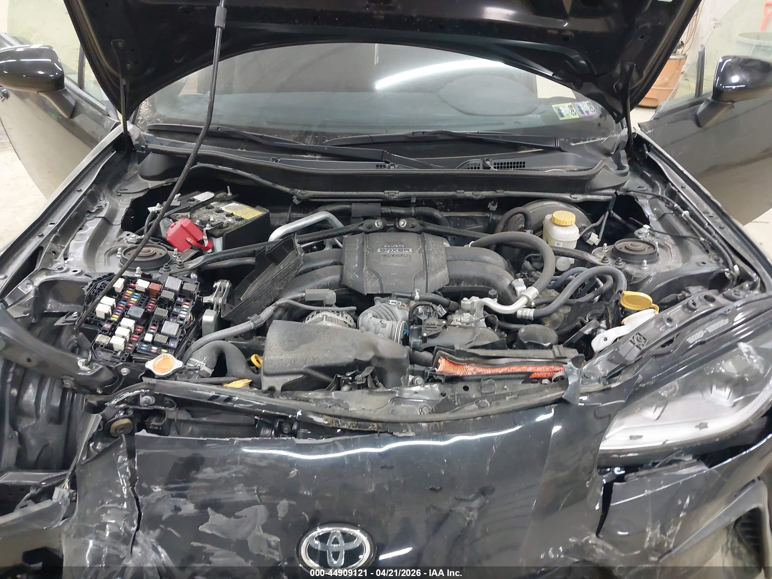 TOYOTA GR86 image 10
