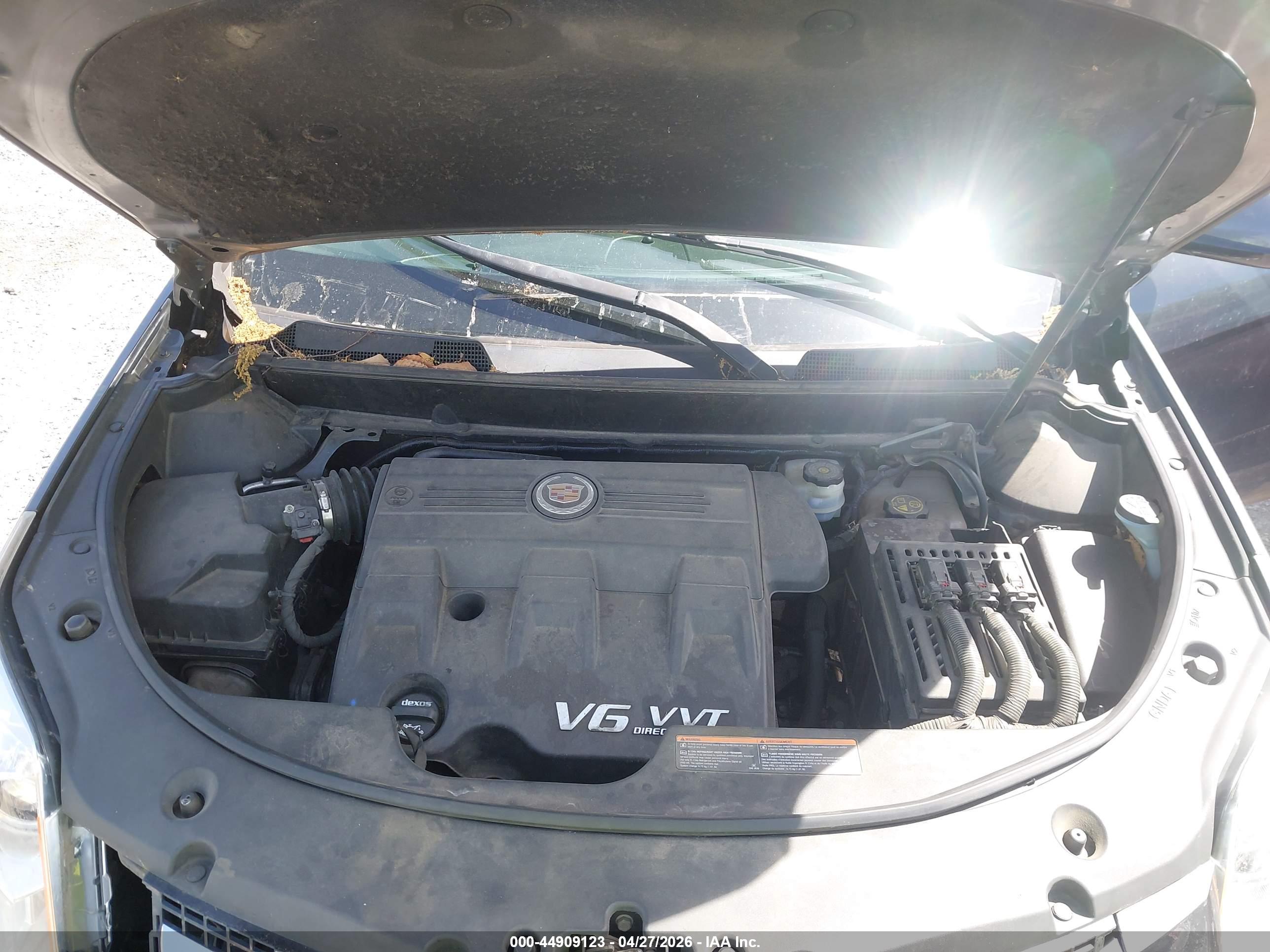 CADILLAC SRX image 10
