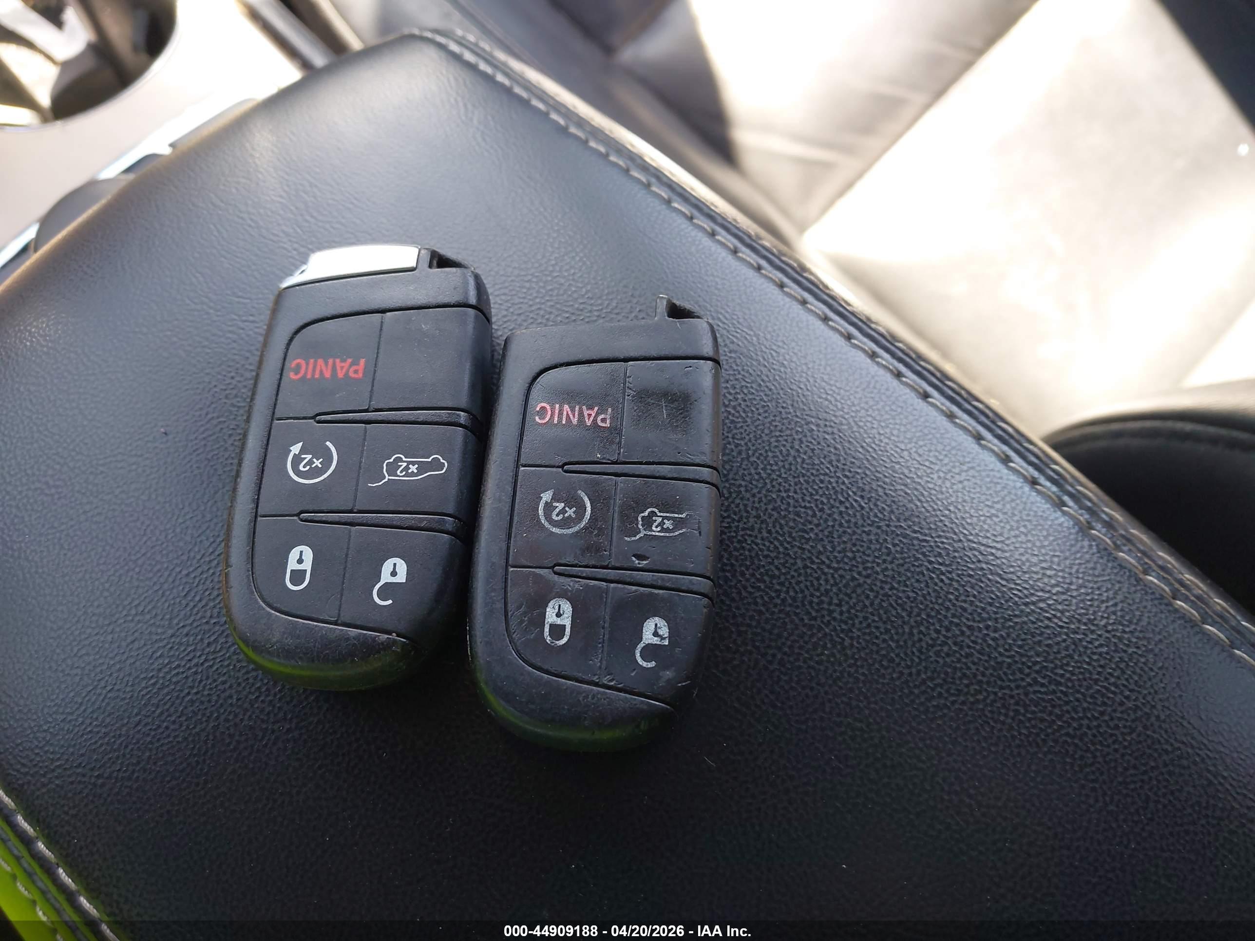 JEEP GRAND image 11