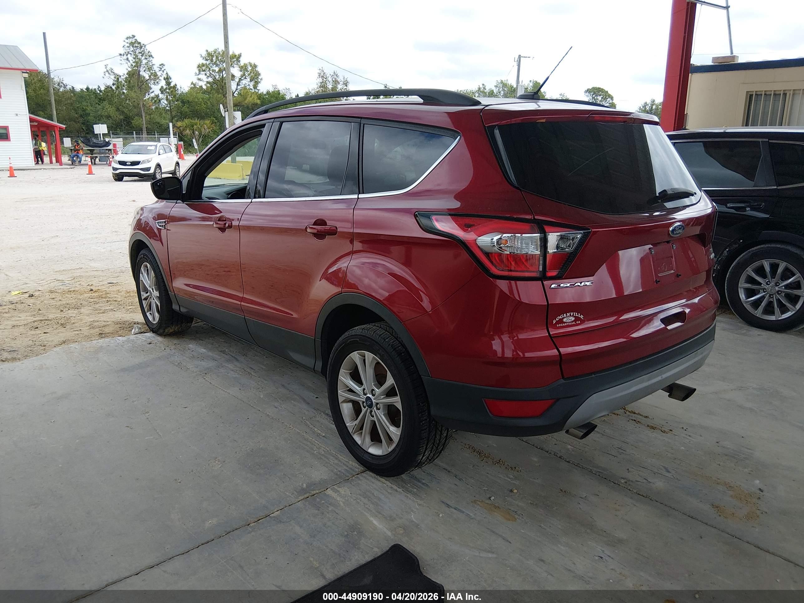 FORD ESCAPE image 3