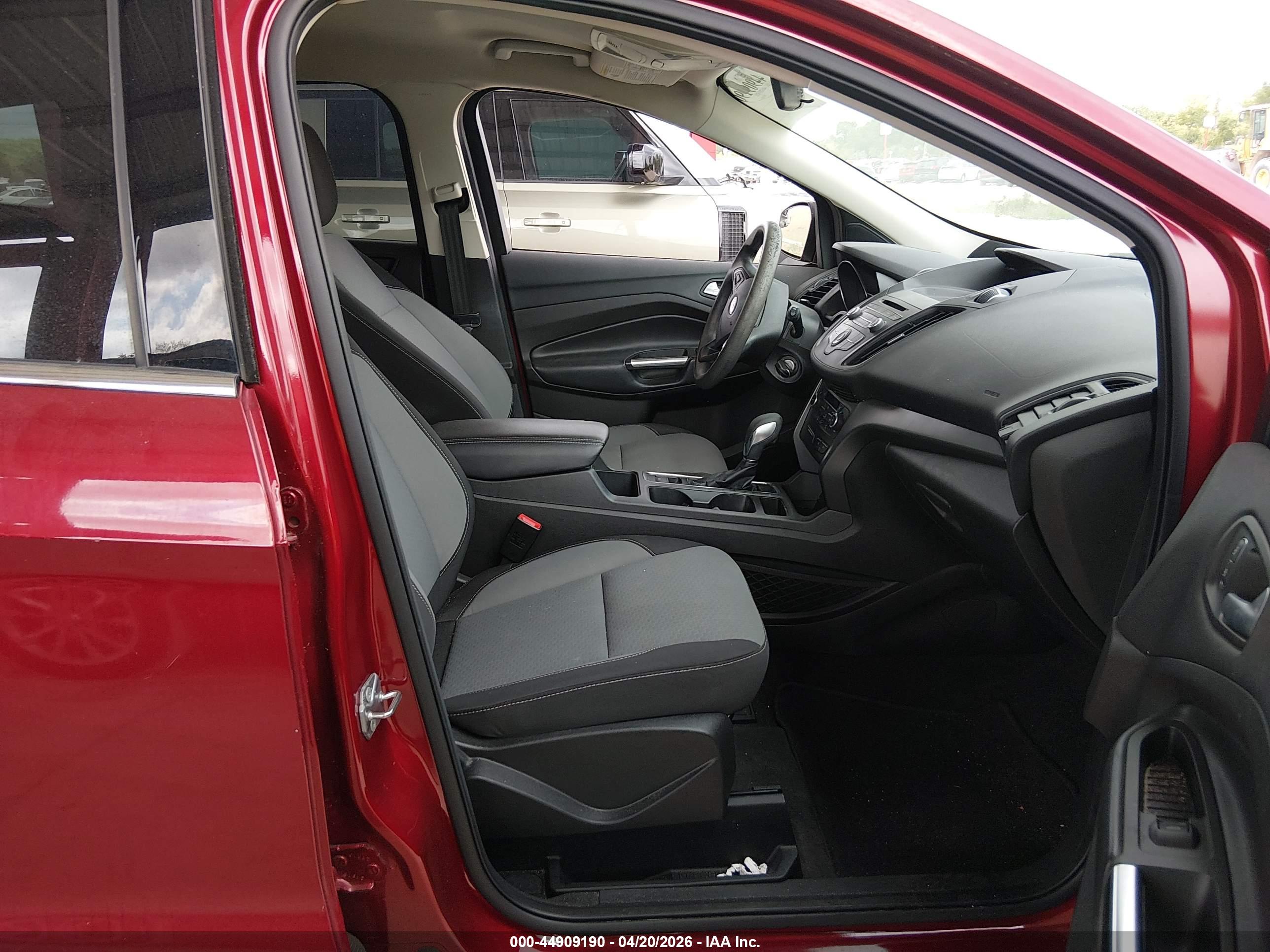 FORD ESCAPE image 5