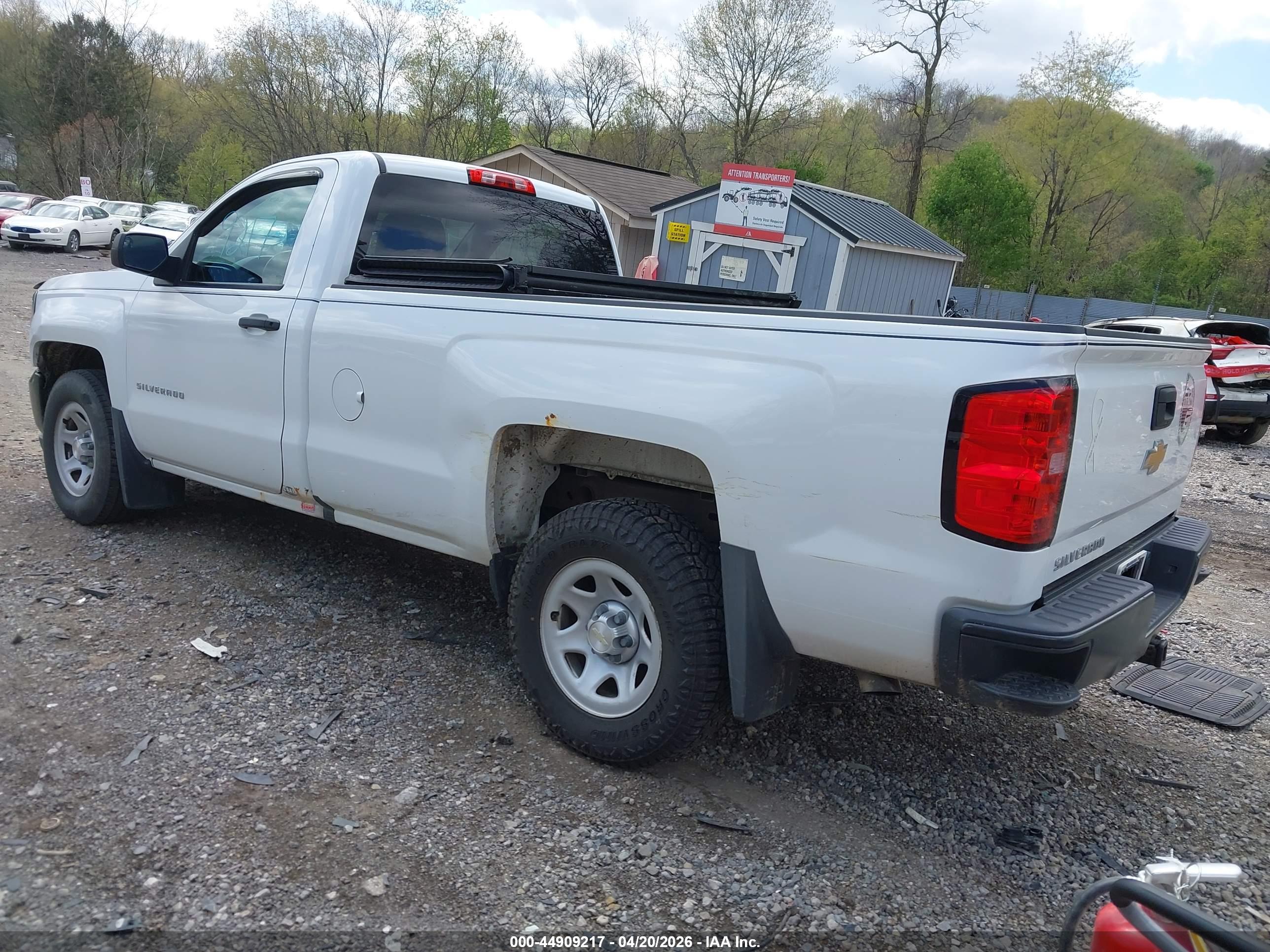 CHEVROLET SILVERADO image 3