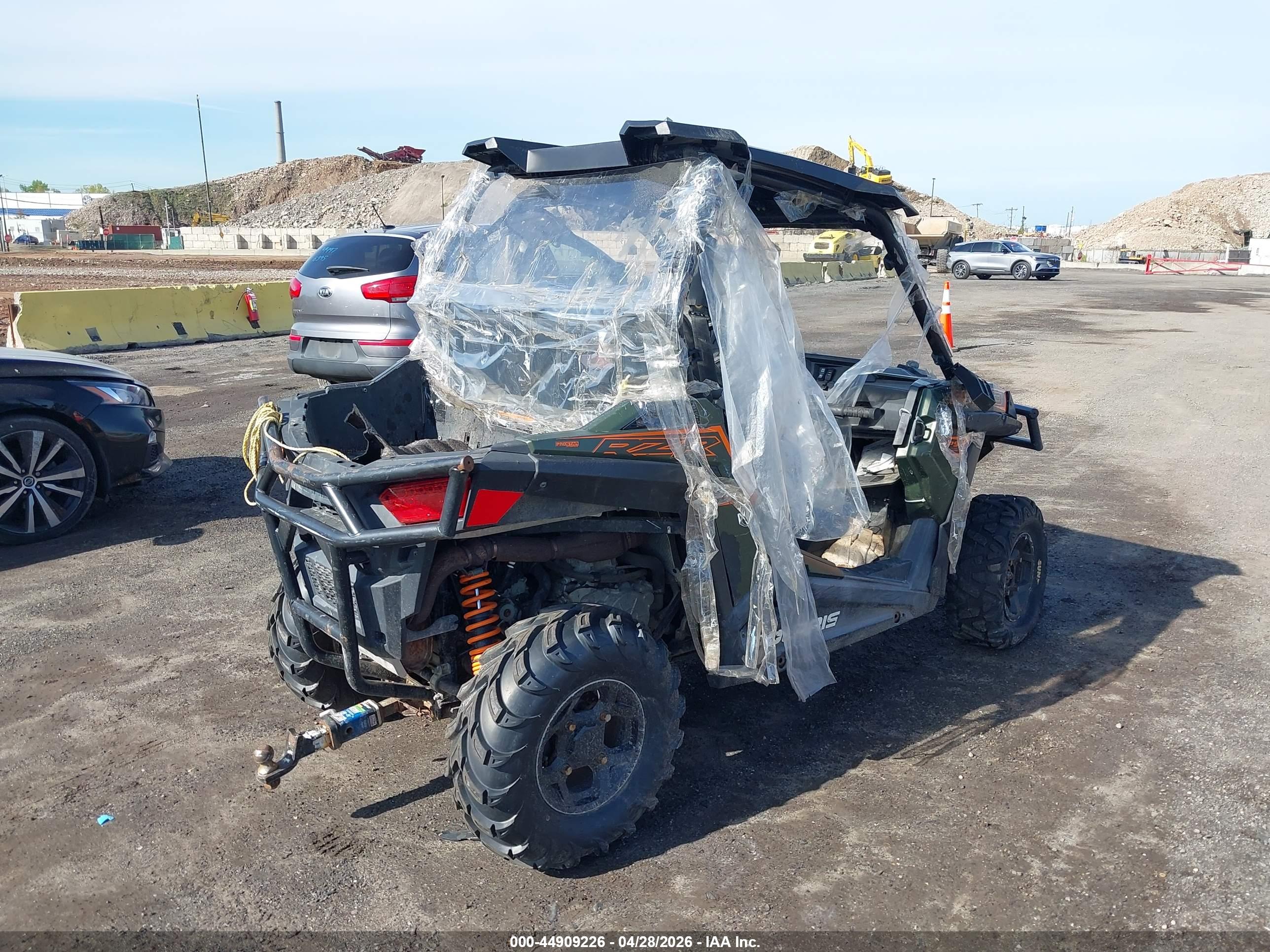 POLARIS RZR image 4