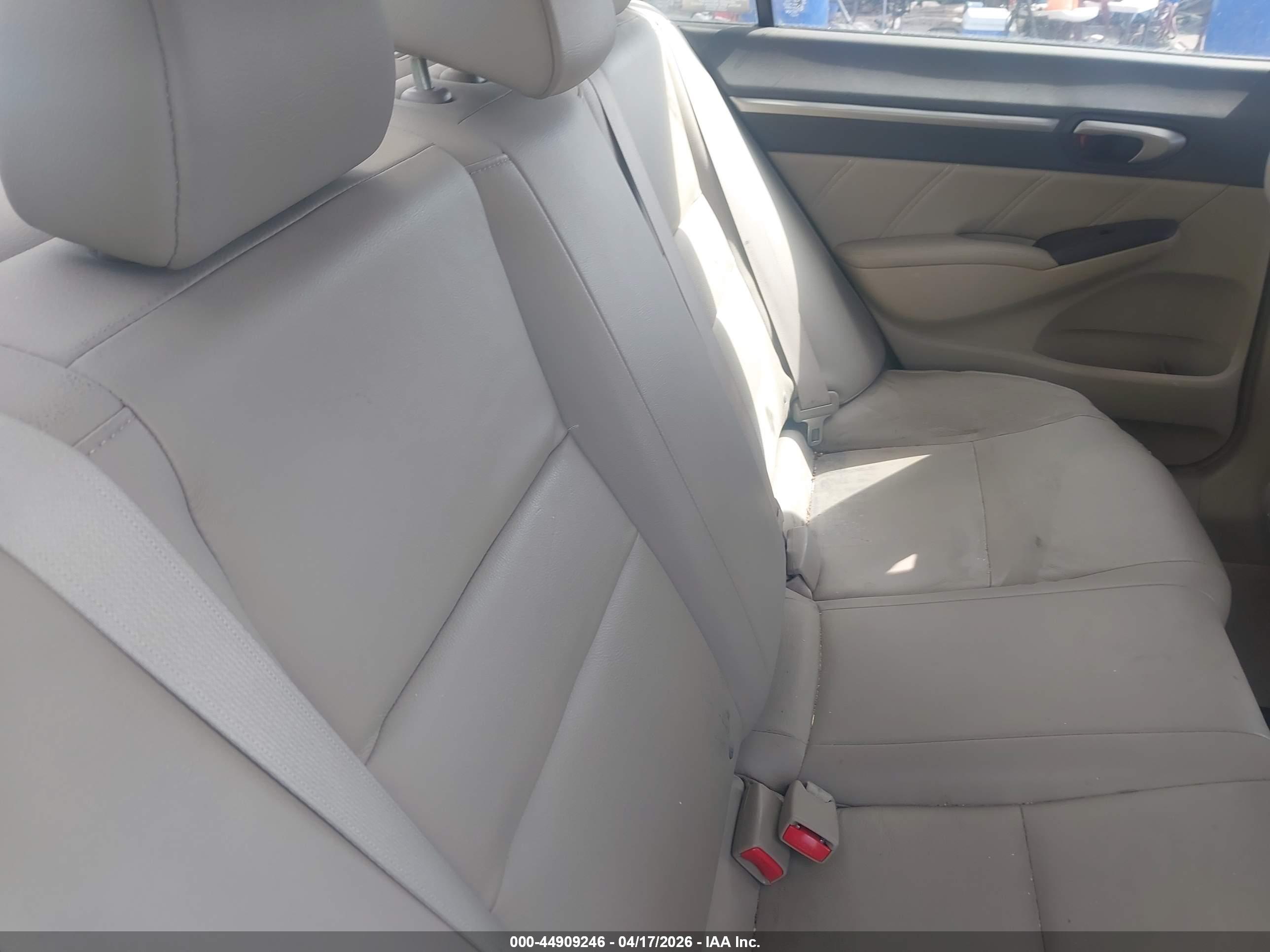 HONDA CIVIC image 8